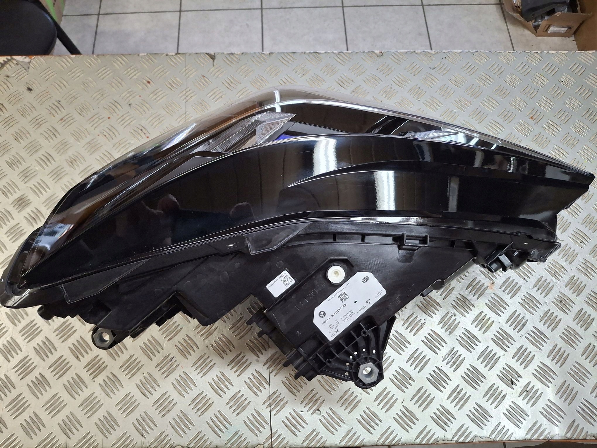 light left front FULL LED BMW X2 U10 2023R->