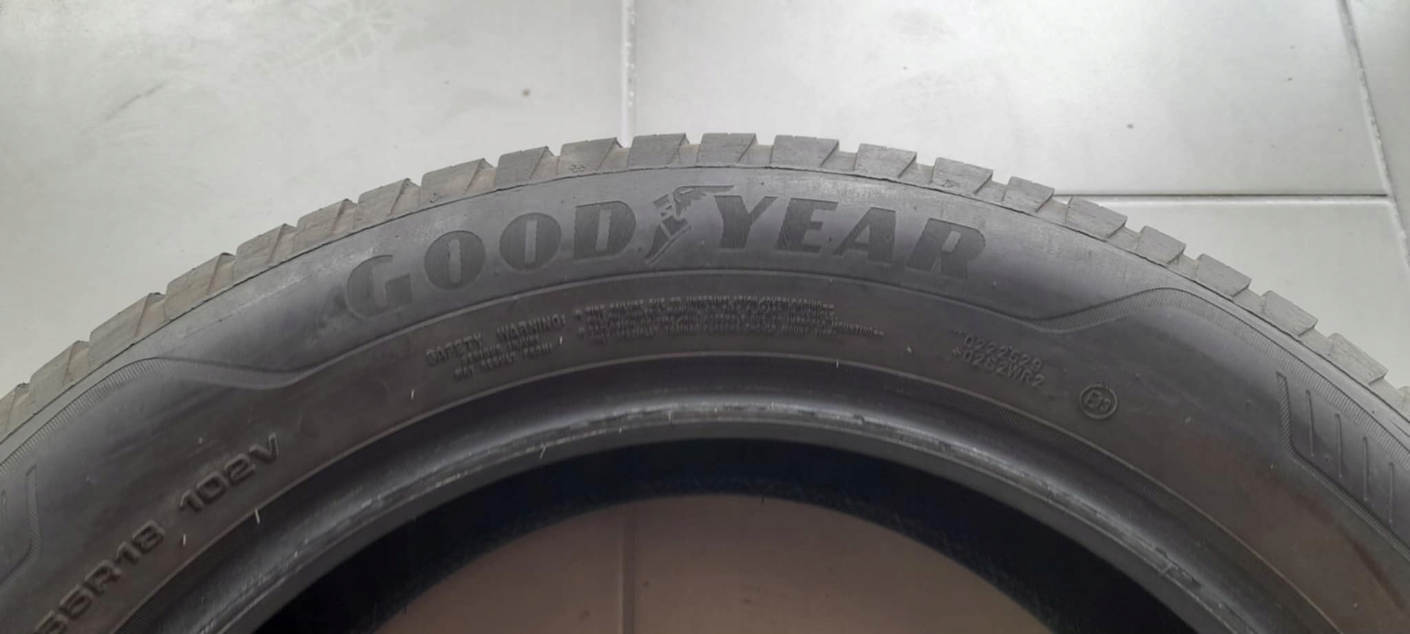 GOODYEAR VECTOR 4SEASONS 225/55R18 102V XL