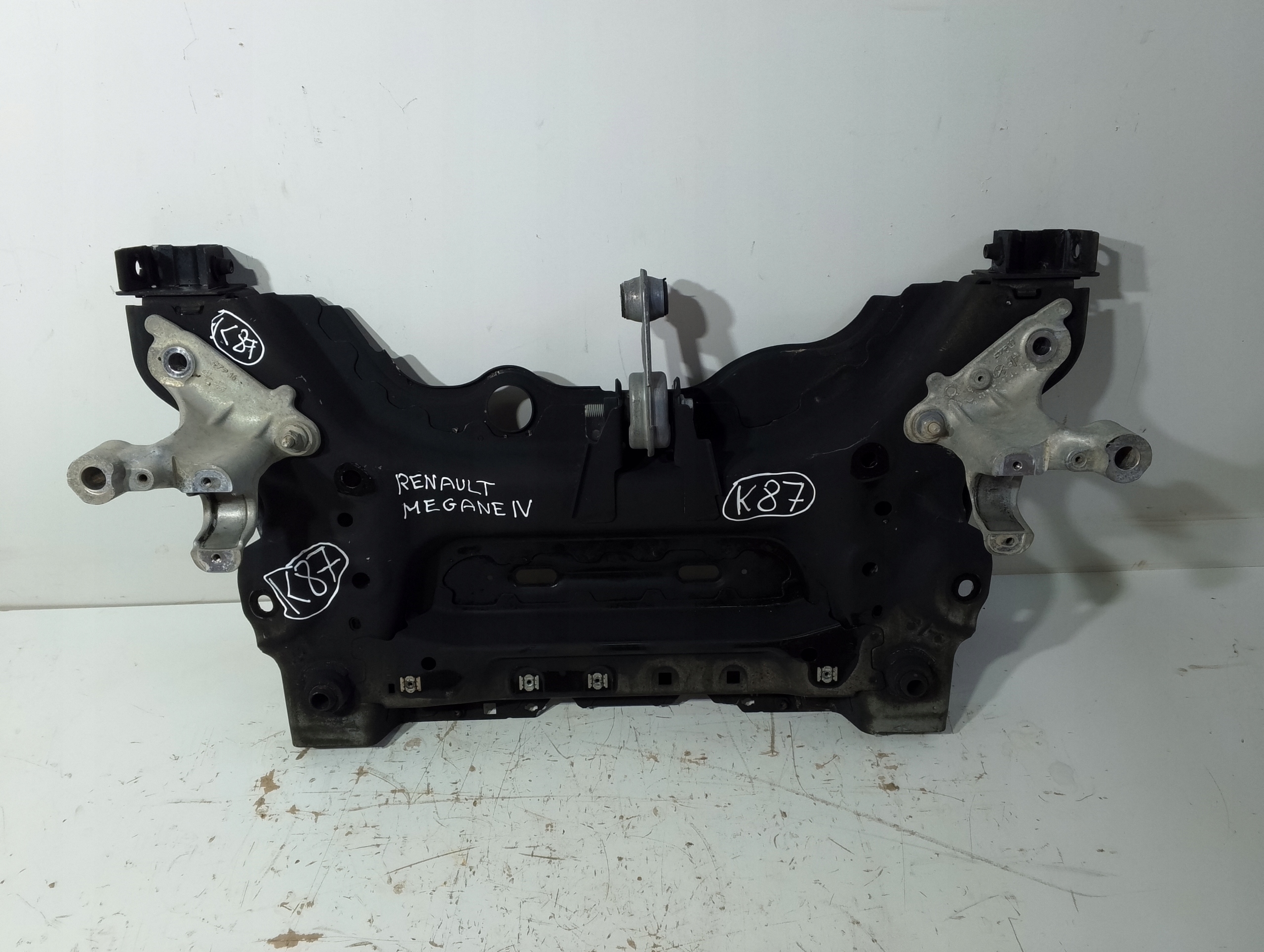 RENAULT MEGANE IV axle beam subframe suspension beam (K87)