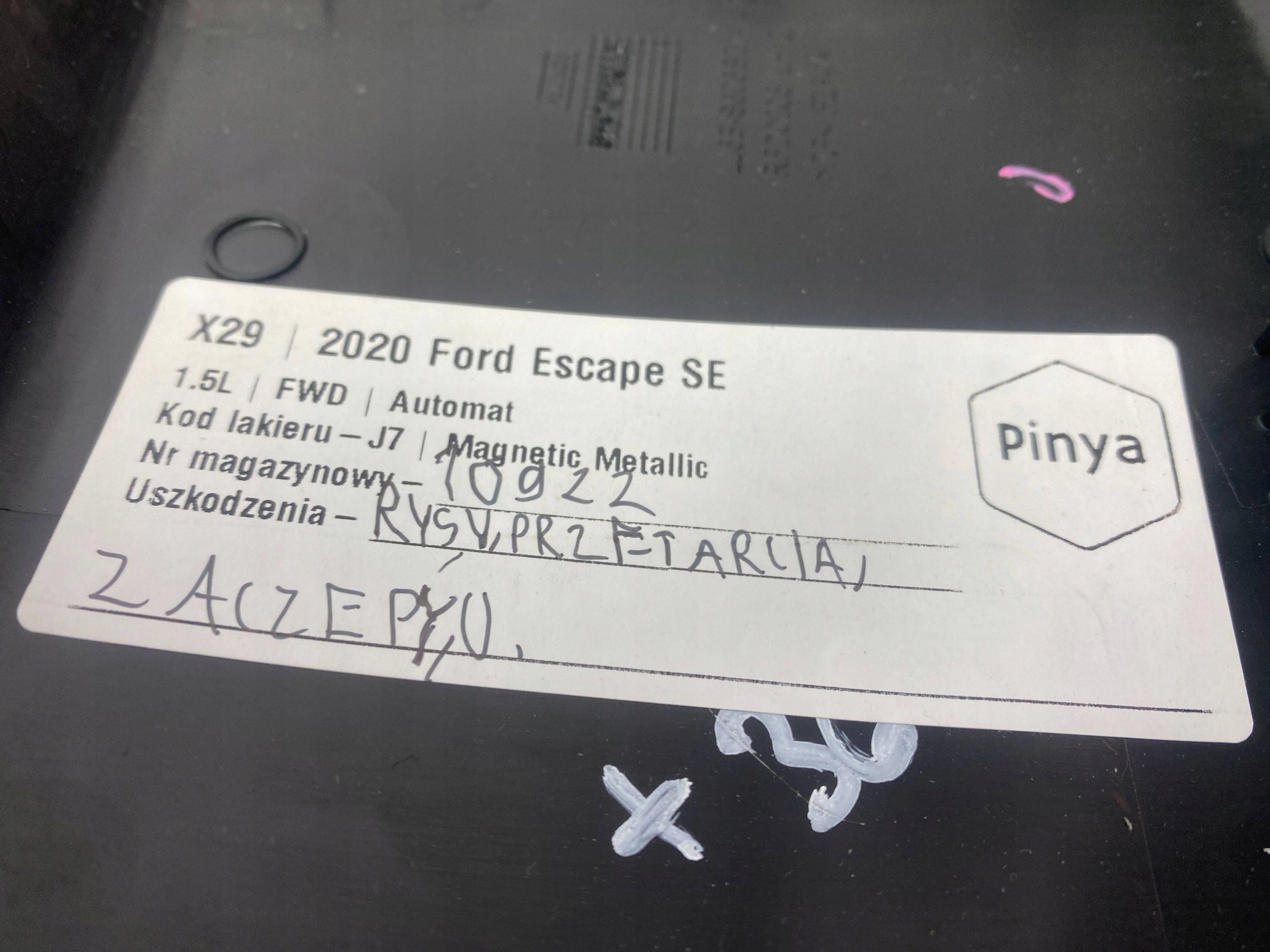 plastica boczny kanapy Ford Escape IV Kuga MK3 2020+