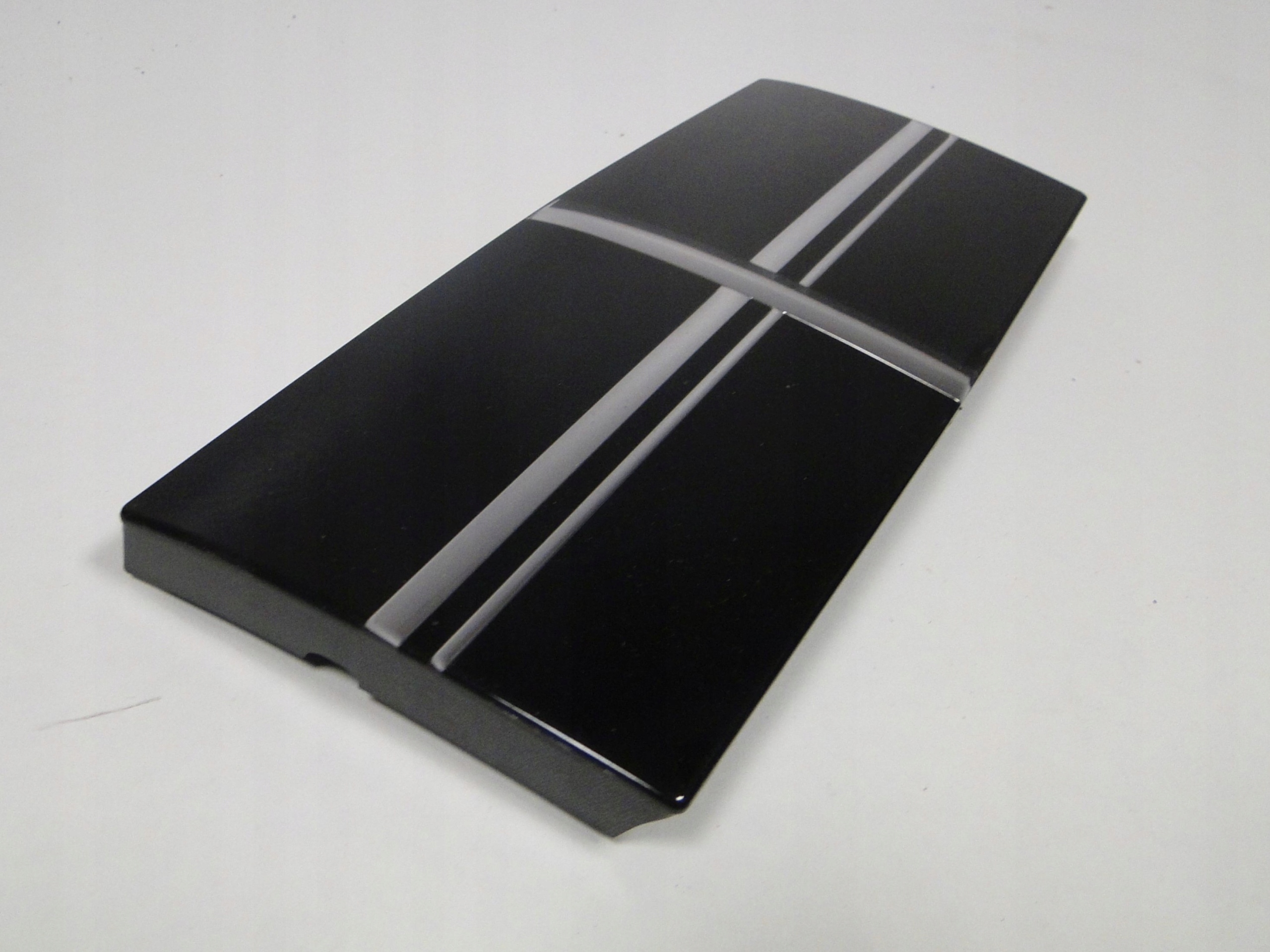 MERCEDES S KLASA W223 223 PŁYTKA OSŁONA NA RADAR DISTRONIC W GRILL Marka Mercedes-Benz