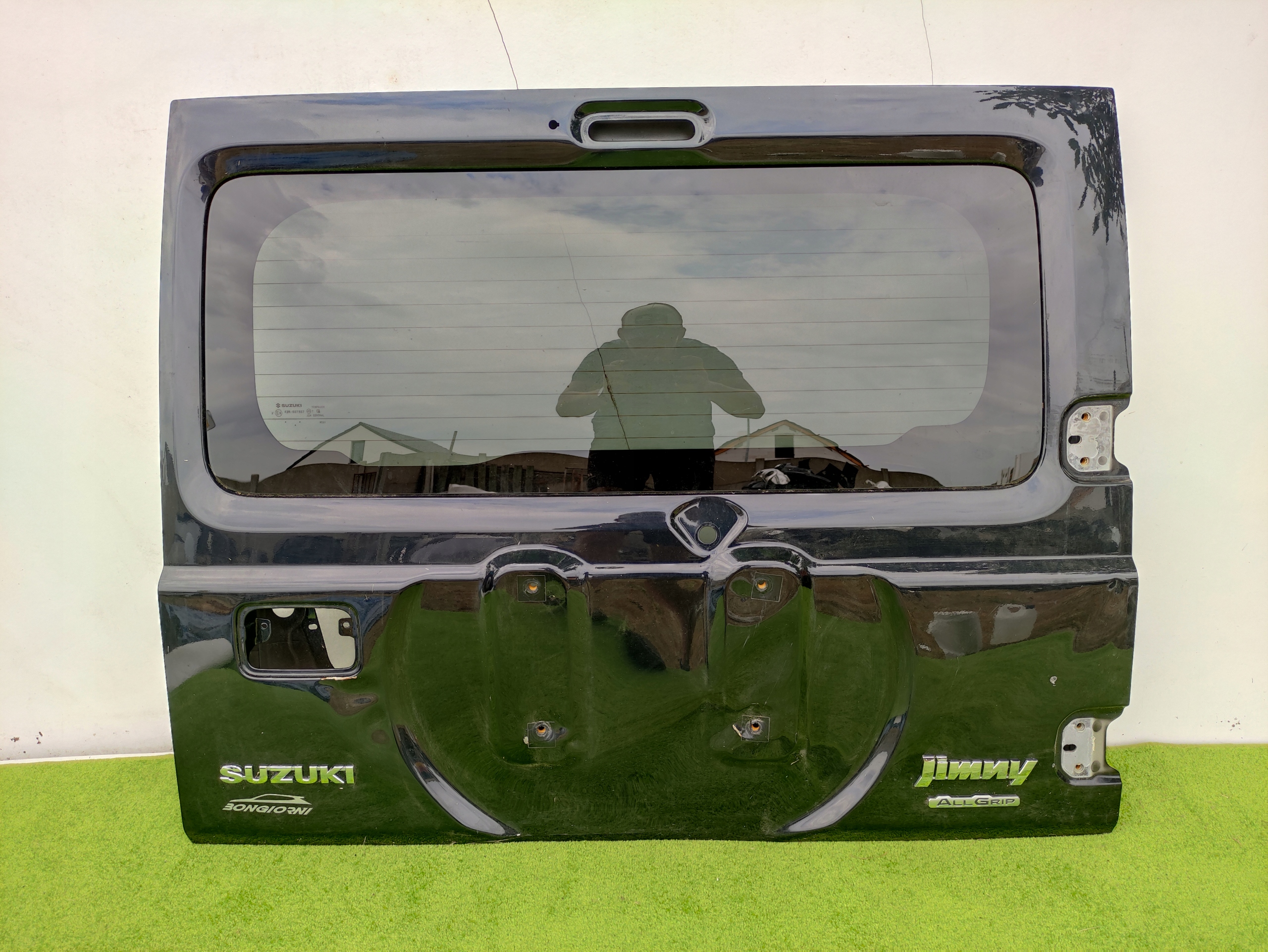 SUZUKI JIMNY 18- KLAPA BAGAŻNIKA TYŁ TYLNA