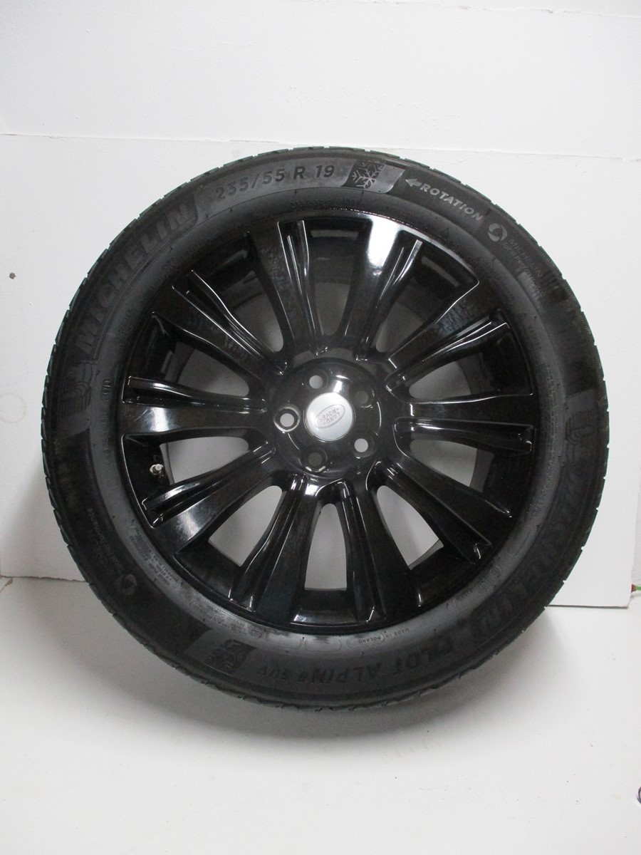 wheels discs tyres Range Rover Evoque R19 5MM M+S