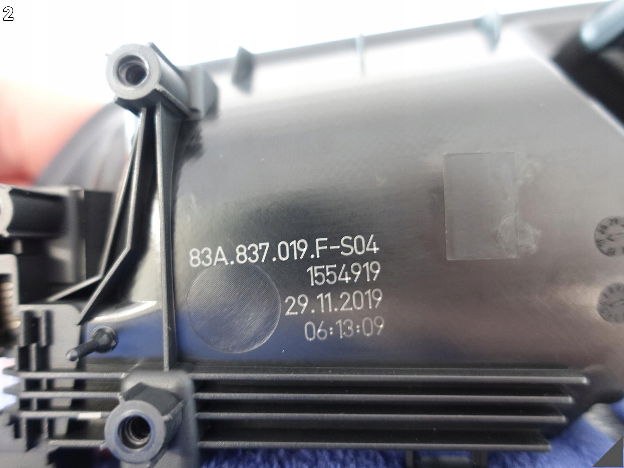 AUDI Q3 83A F3 18-25 handle inner door front left CHROM 83A837019F