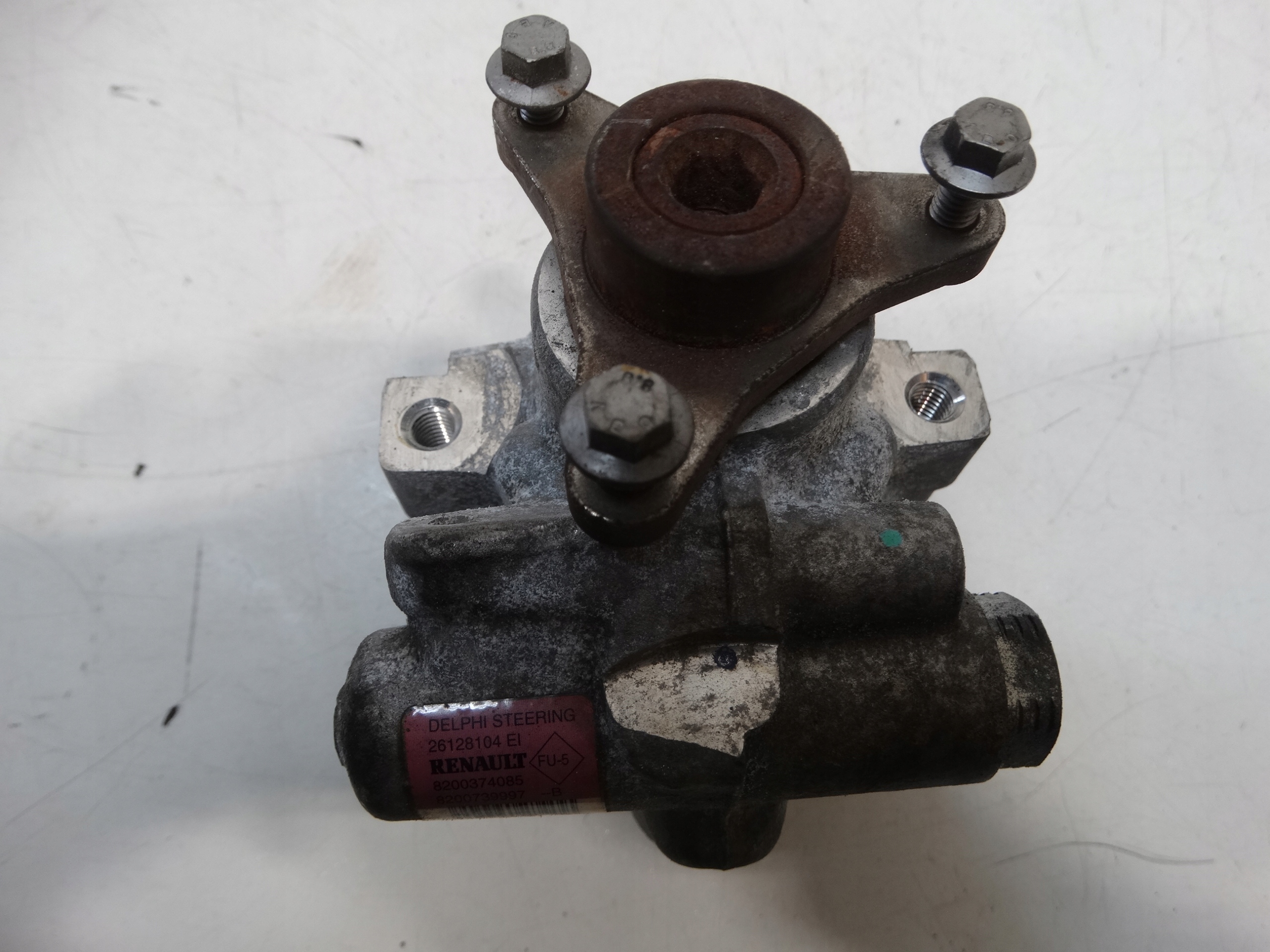 servo pump RENAULT 2.0 DCI 8200374085
