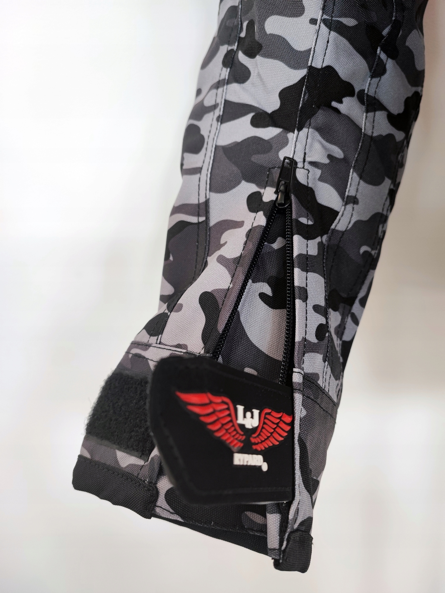 KOMBINEZON MOTOCYKLOWY MĘSKI MORO QUAD M Możliwość regulacji rozmiaru regulacja w pasie