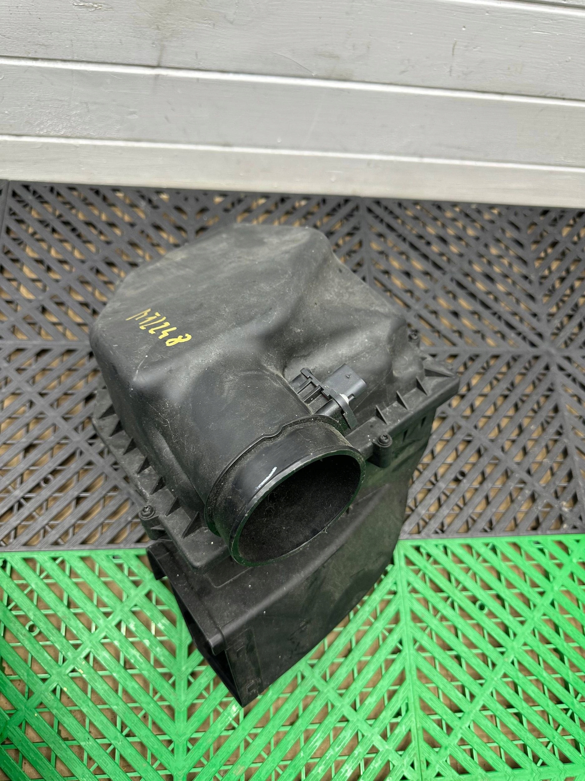 Gehäuse filter luft BMW 7 G11 G12 8620473