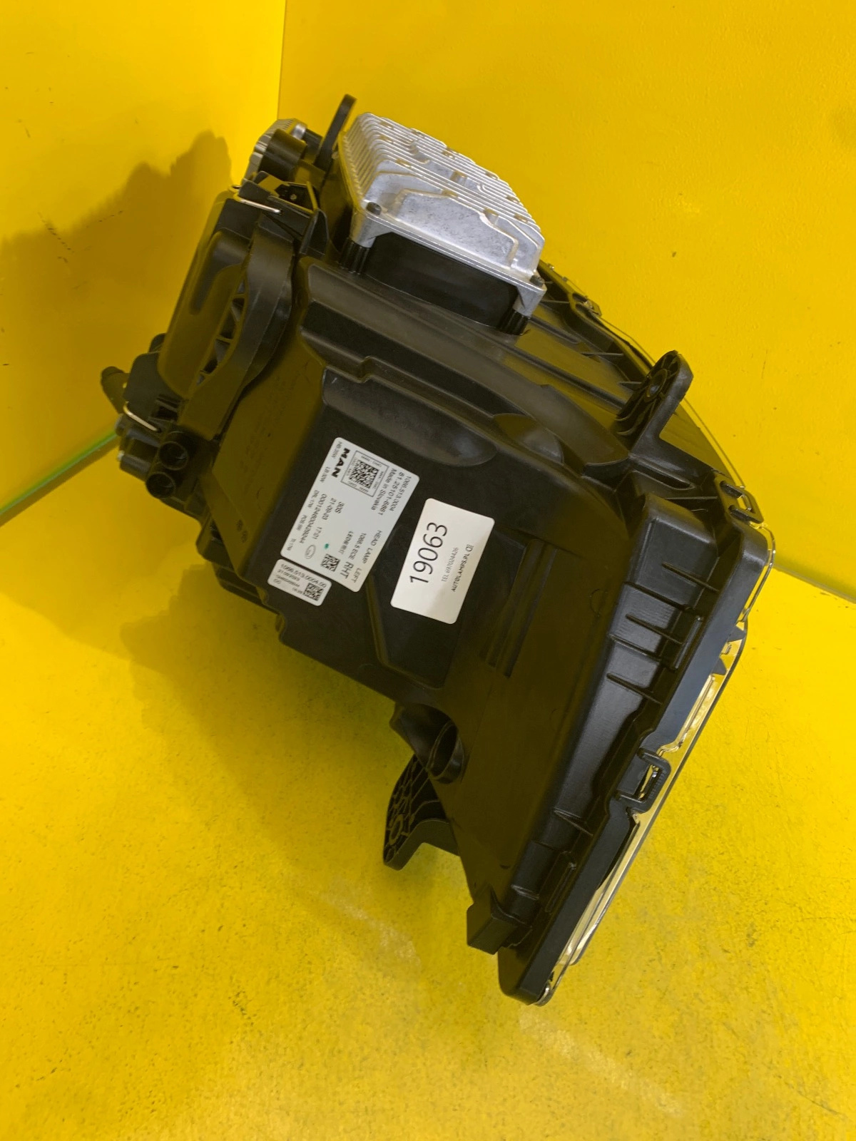 light left MAN TGX TGE TGS FULL LED 81251016861