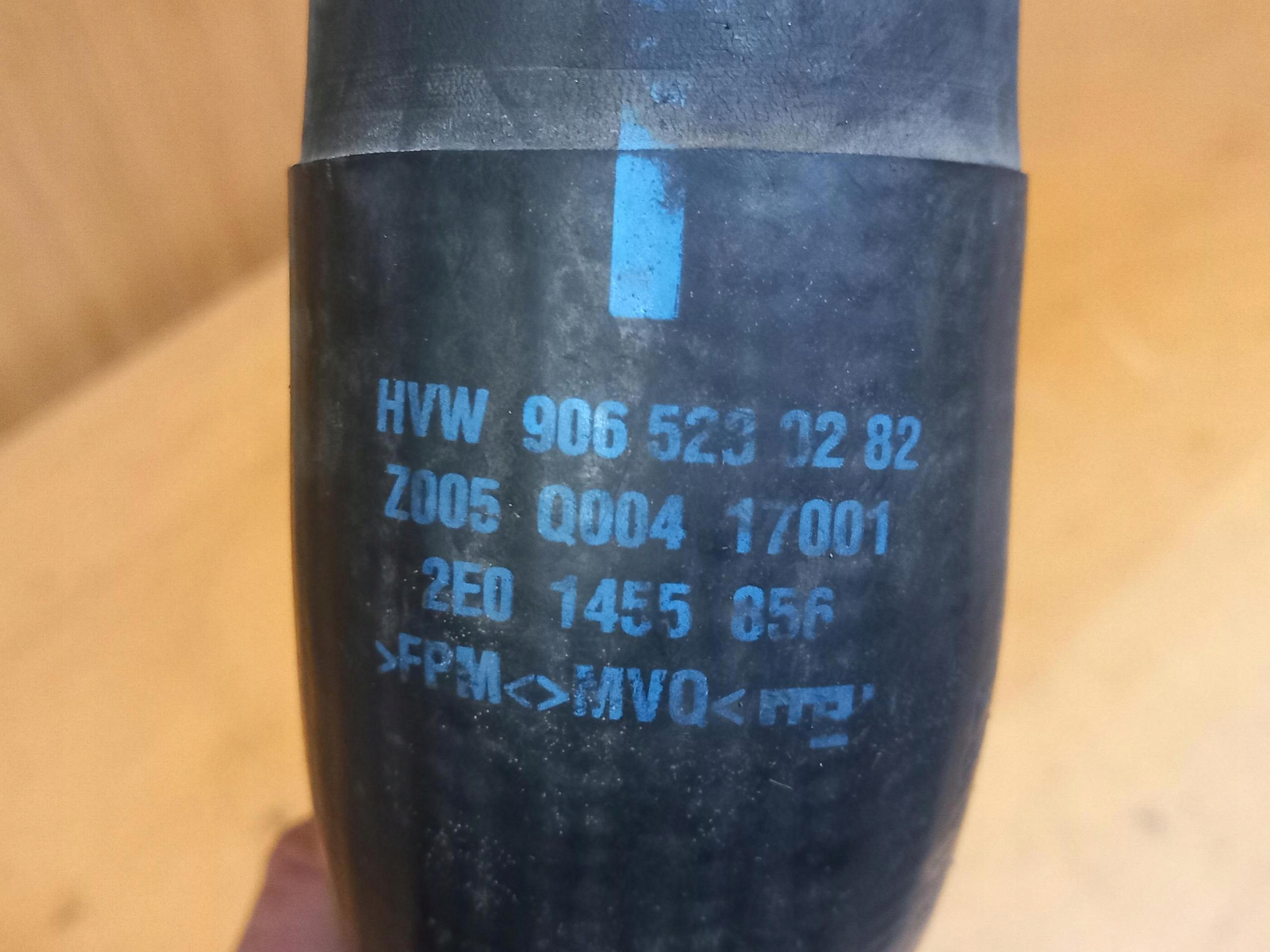 cijev prijenos interkulera VW CRAFTER 2.5 TDI 2E01455856
