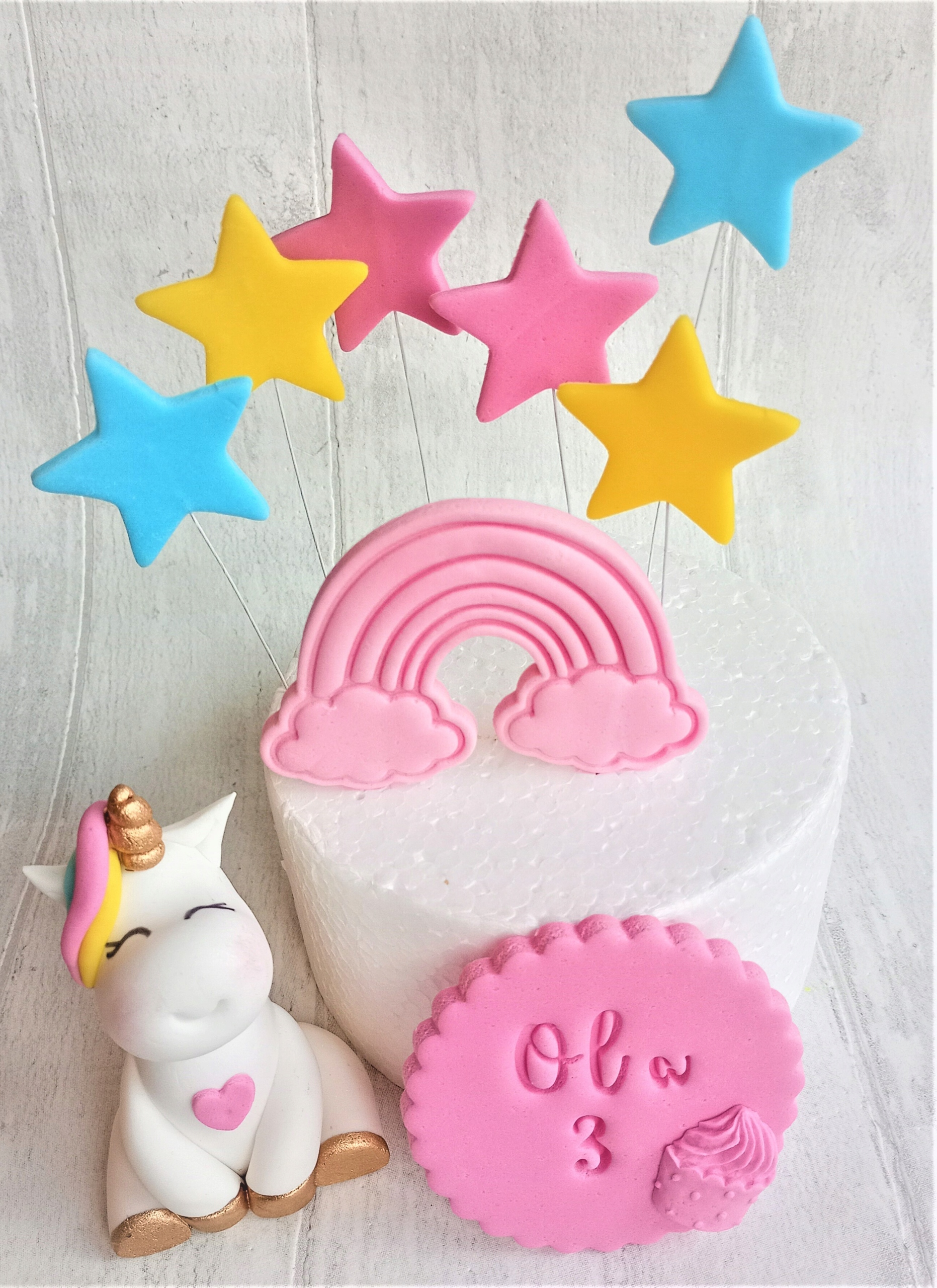 Levně Jednorožec duha hvězdičky štítek se jménem Dekorace z cukrové hmoty