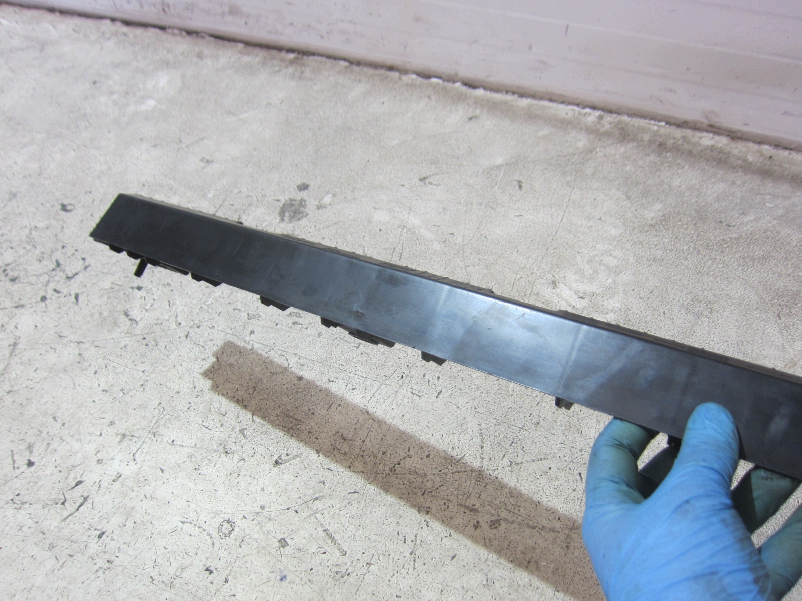 VOLVO XC90 II holder support console XC 90 left of the threshold left 31395857