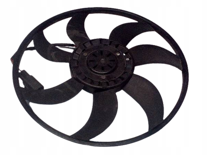 Вентилятор радіатора 7575682 BMW F10