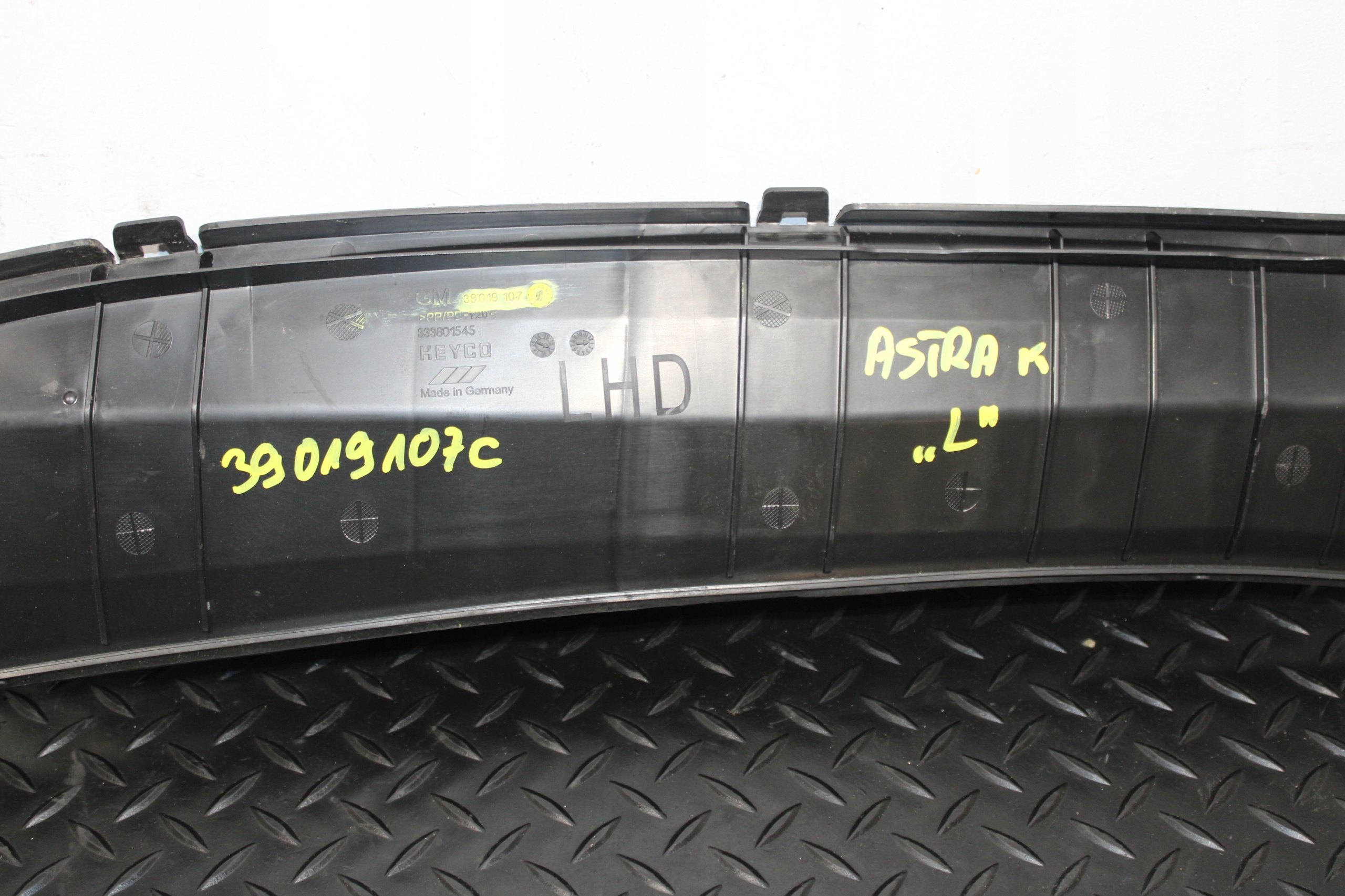 torpedo lower left OPEL ASTRA K V 5 39019107C