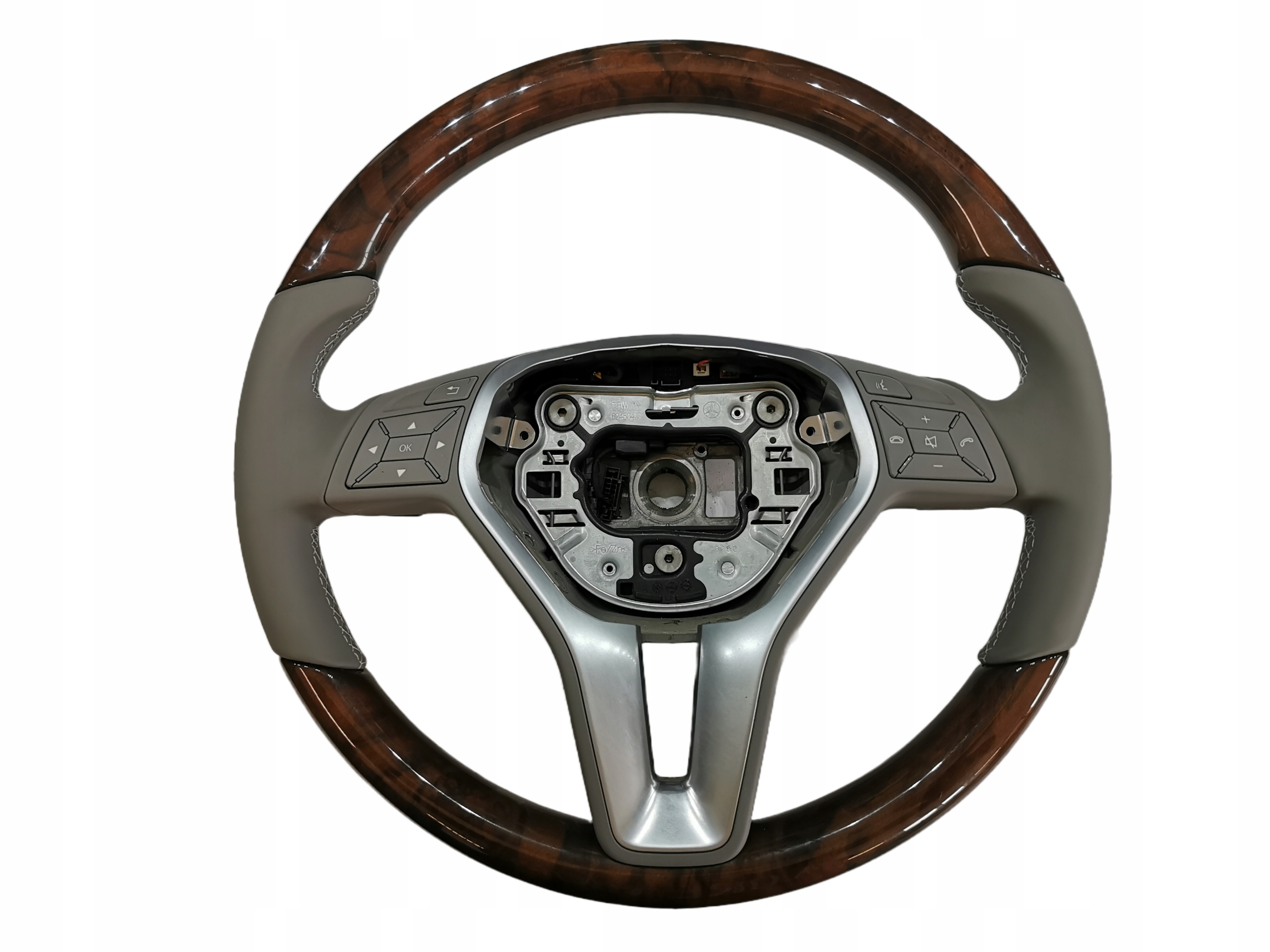 Руль MERCEDES C 204 W204 CLS 218 W218