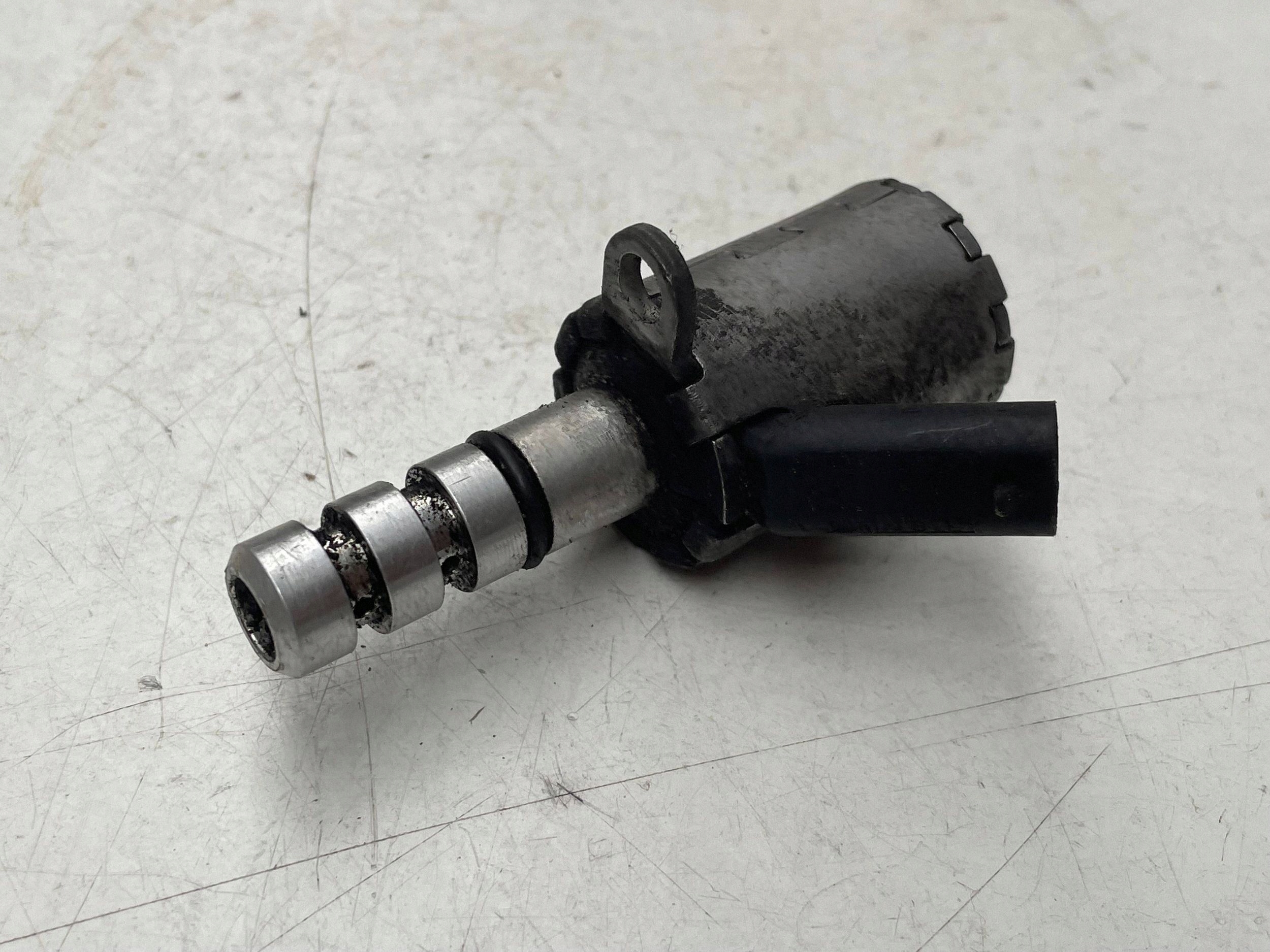 VW GOLF 7 Sensor Druck oil 04L906455B !J