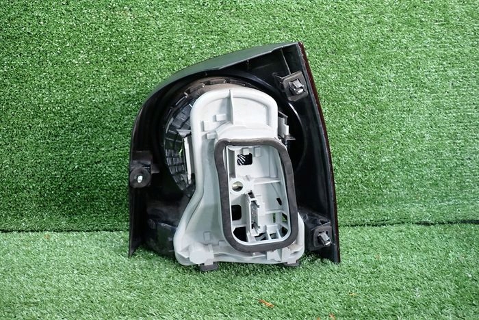 VW POLO LIFT 05- light left rear rear part