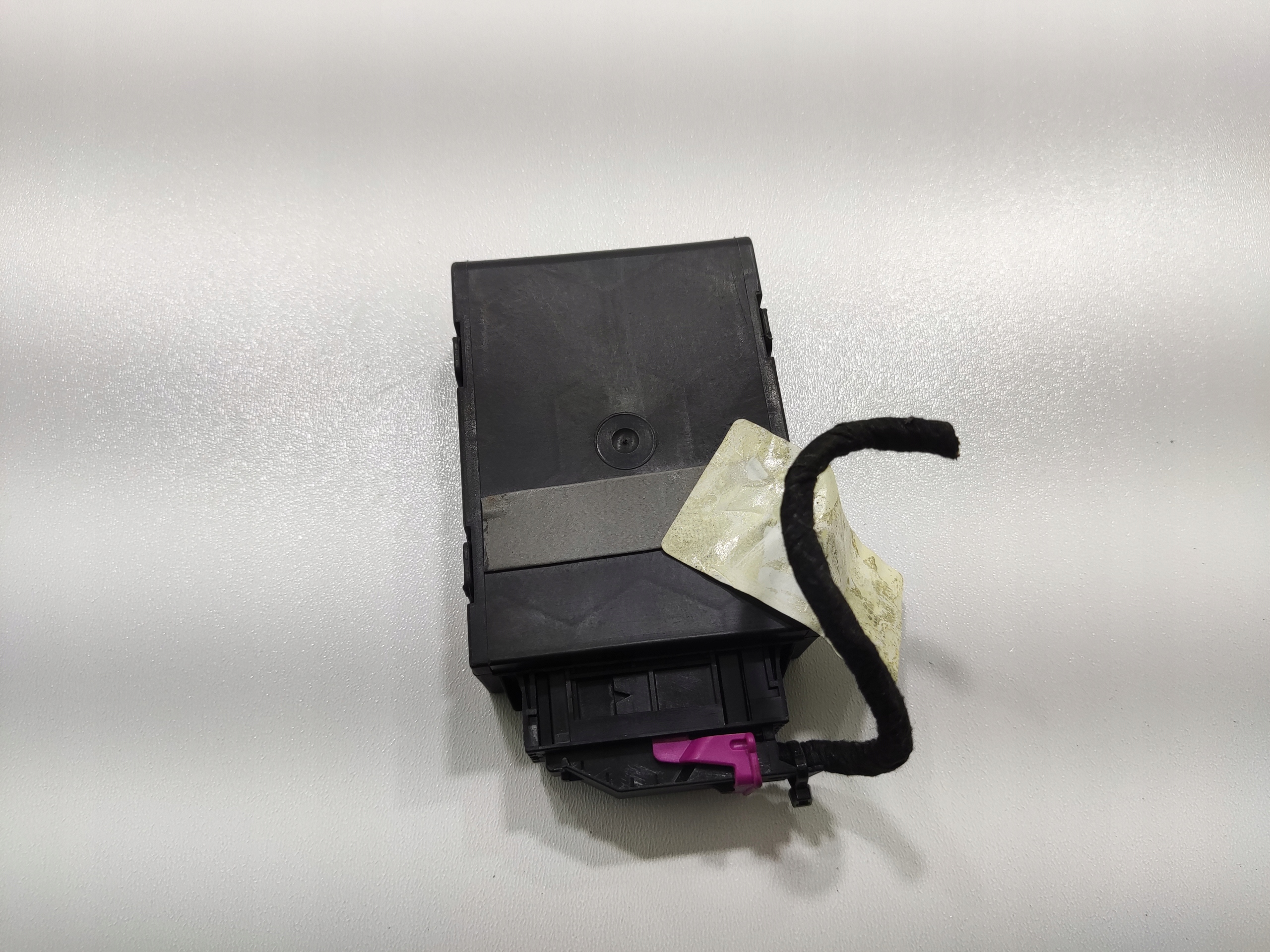 module control unit LOGBOX VOLKSWAGEN GOLF VII R 2012-2016 STG051629