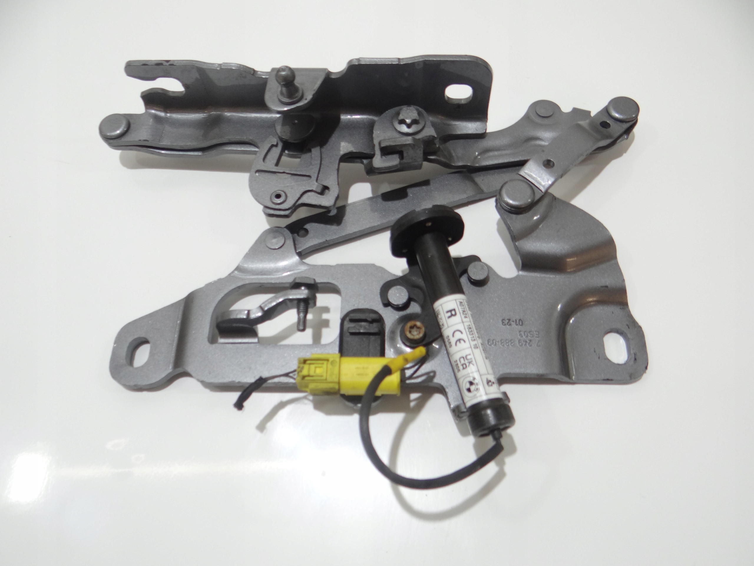 hinge bonnets NABOJ right A52 BMW F10 7249888