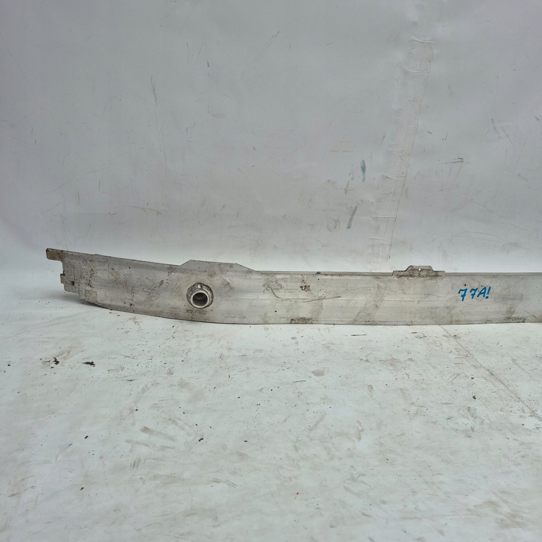 BMW 3 F30 F31 11-18 bumper support front front
