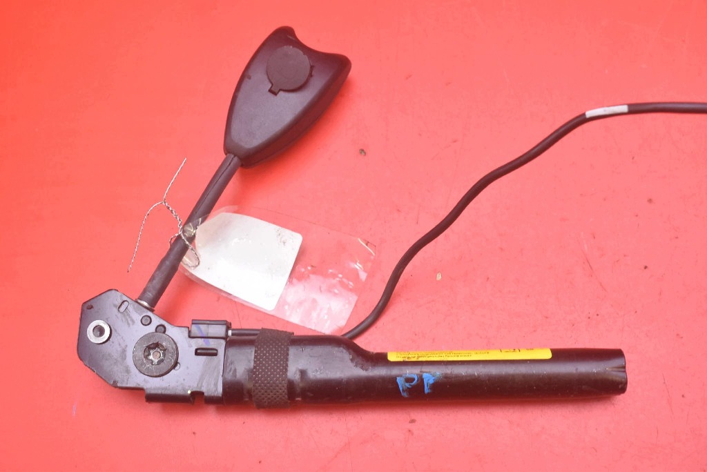 spanner gurtschloss rechts vorne 13305709 OPEL MERIVA B 10-14