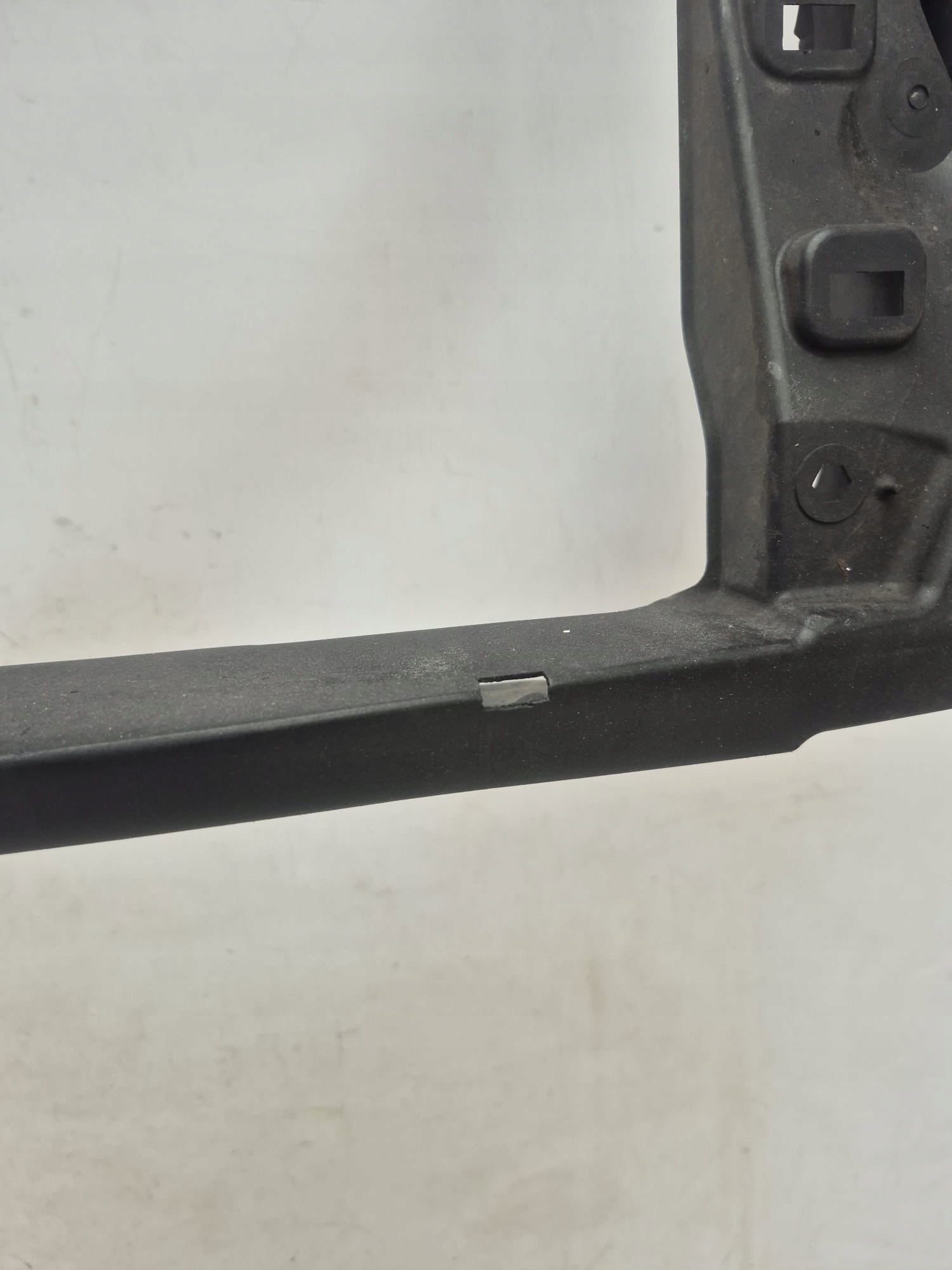 AUDI A3 8V 8V0 12- support panel for radiators pillar iron 8V0805588