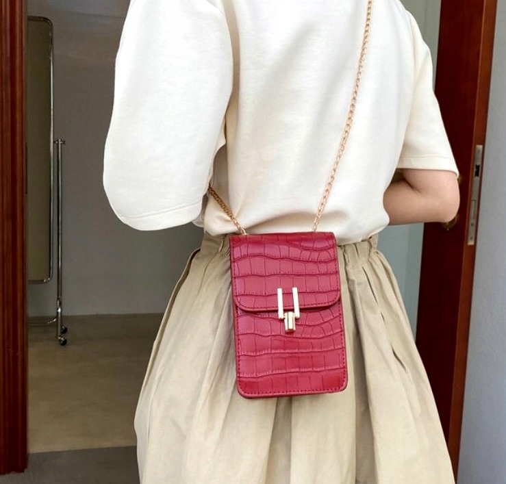 Torebka Kopertówka Listonoszka łańcuch na telefon Kolor czerwony