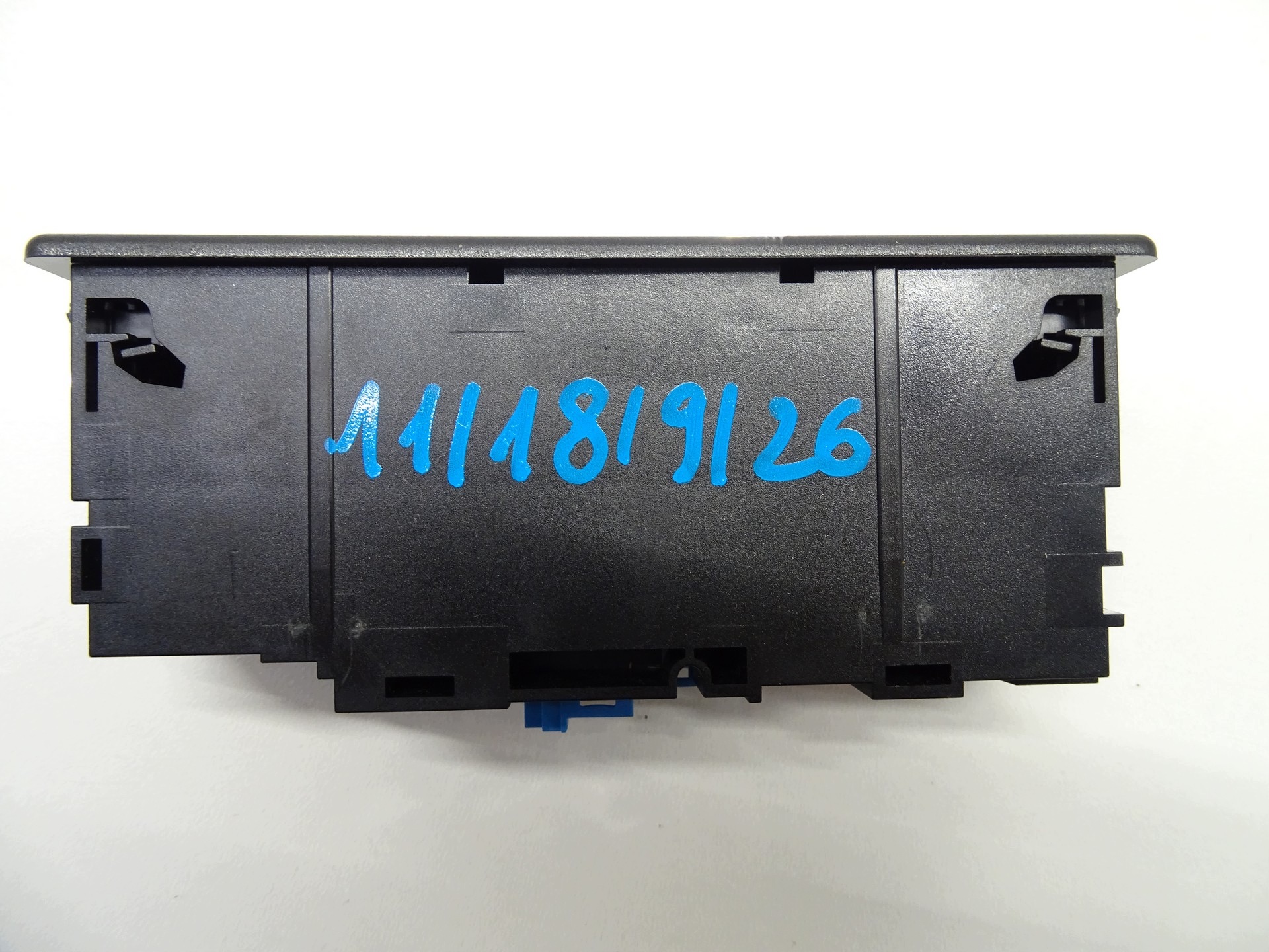 adapter ZLACZE USB MERCEDES W205 A2058200226