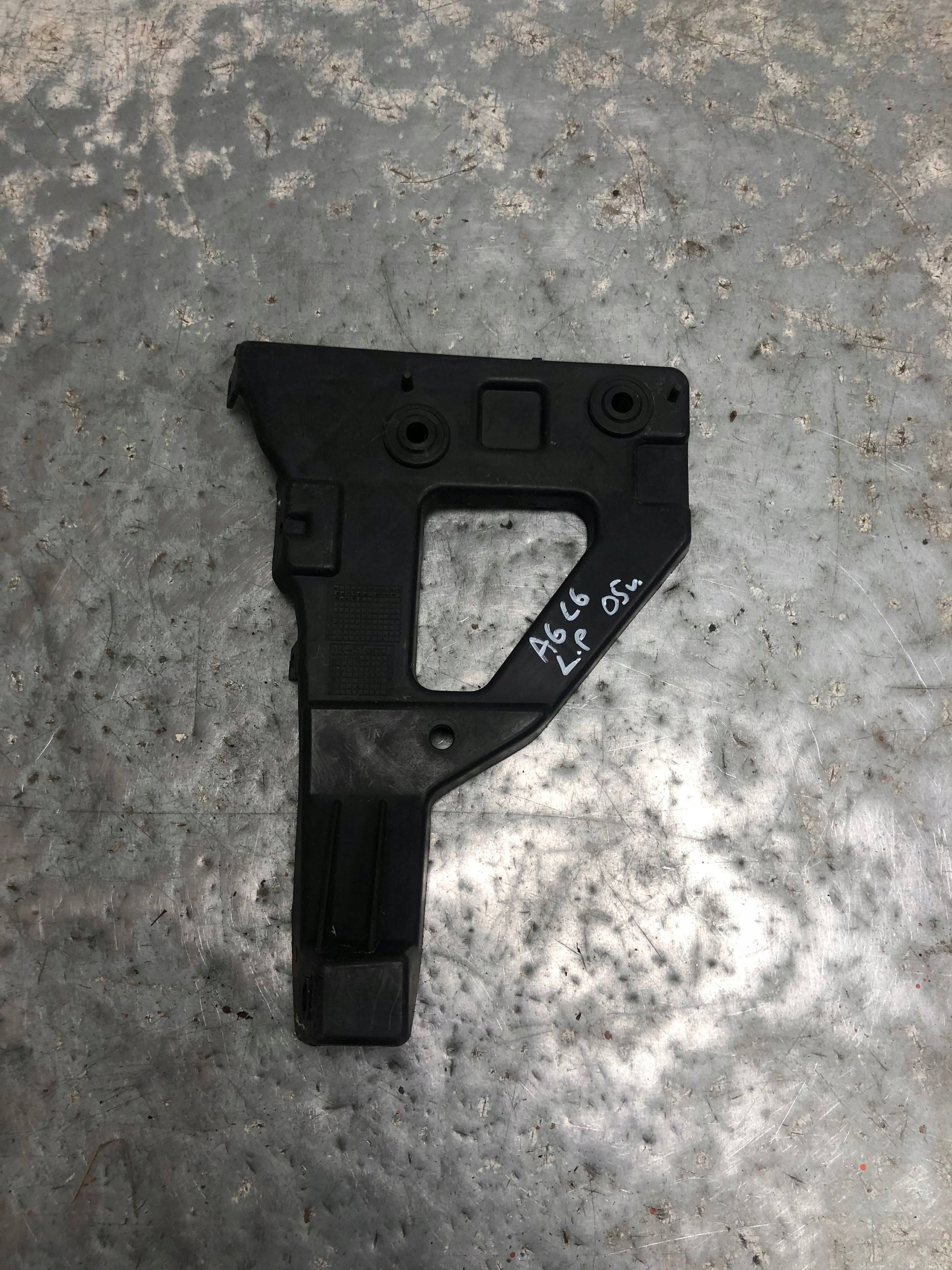stoßstangenführung links vorne AUDI A6 C6 4F0807227
