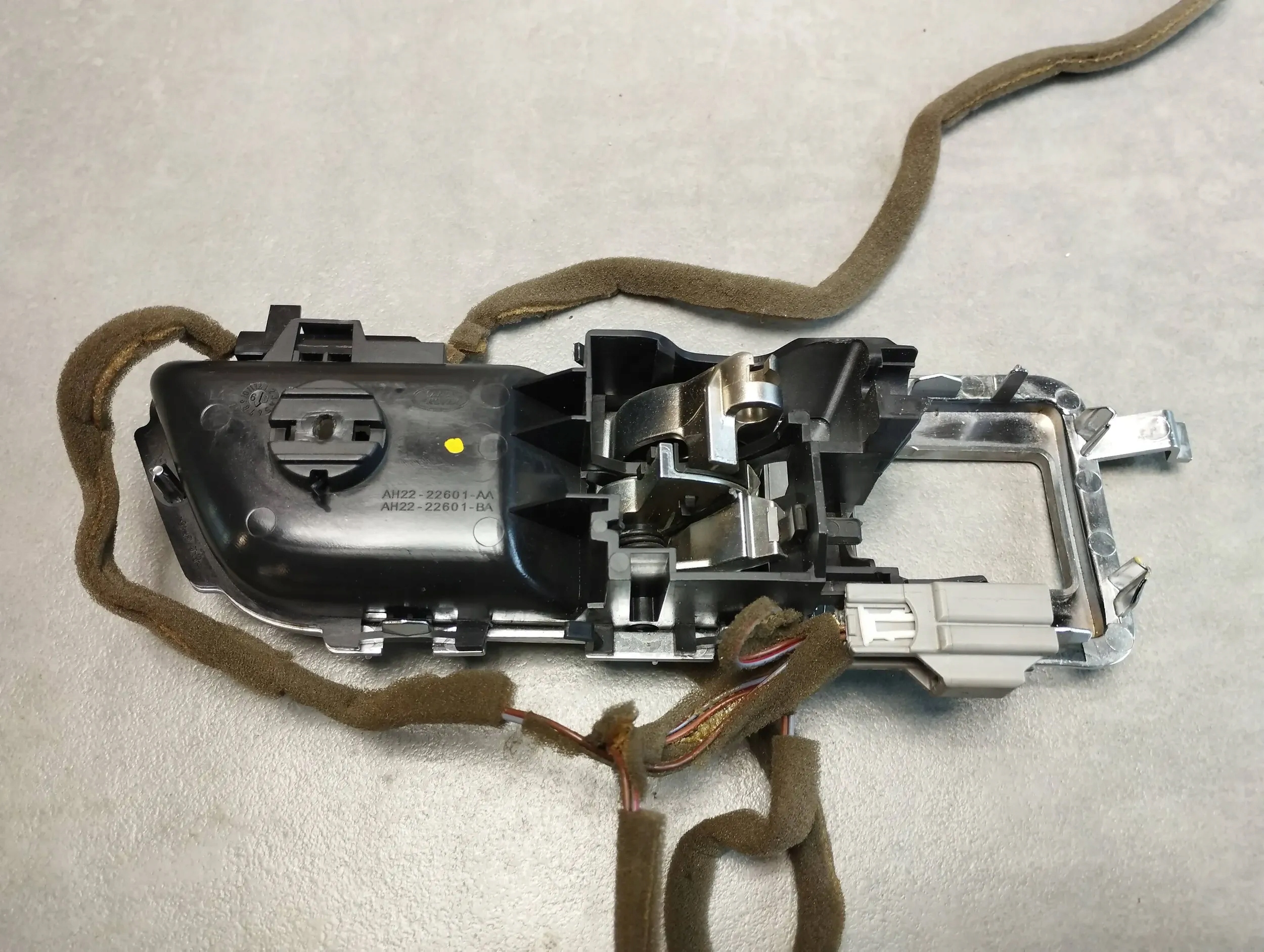 Land Rover Range Rover Sport L320 handle inner left front AH2222601AA