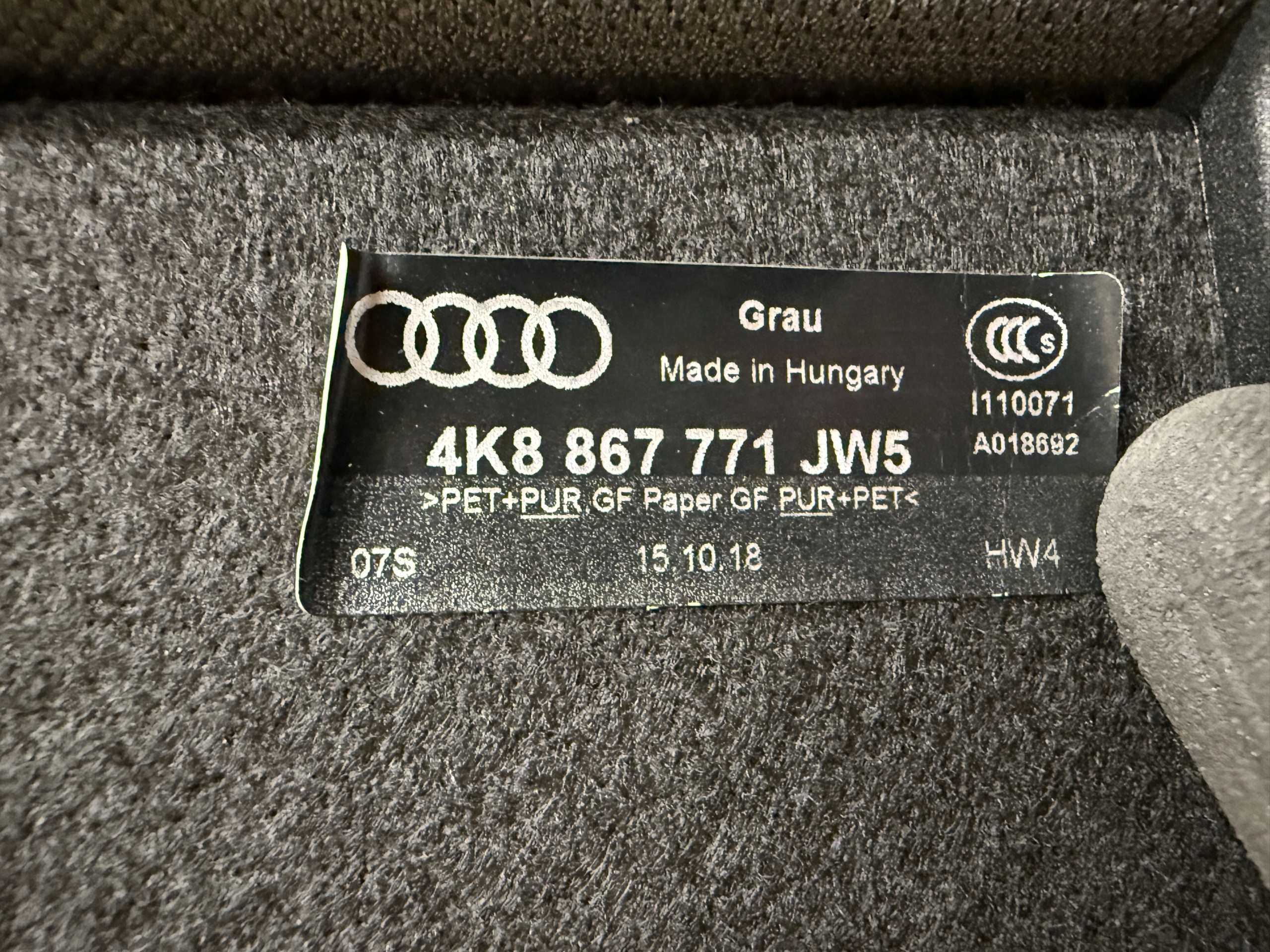AUDI A7 4K plato boot 4K8867771