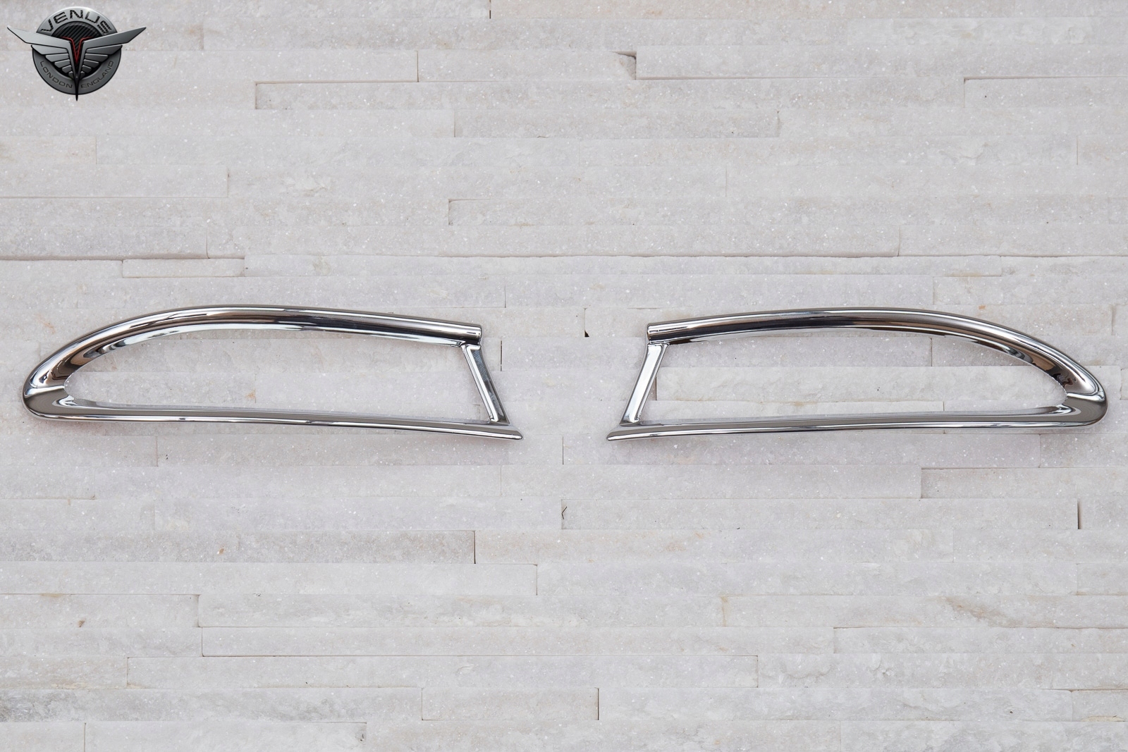 BMW X3 F25 10 17 RAMKI HALOGENOW TYL CHROM Producer Venus LTD