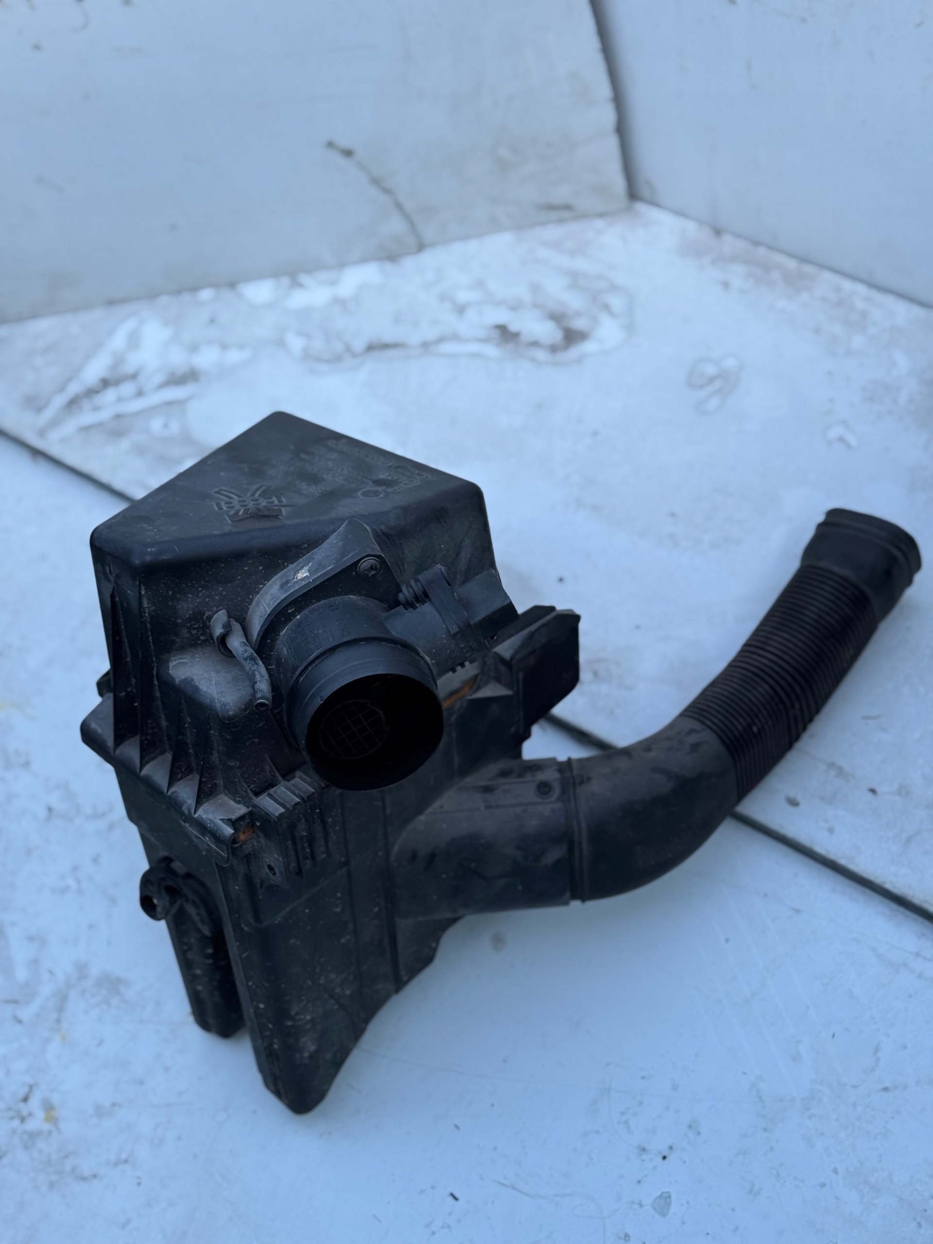 Gehäuse filter luft SKODA FABIA 6Q0129601A