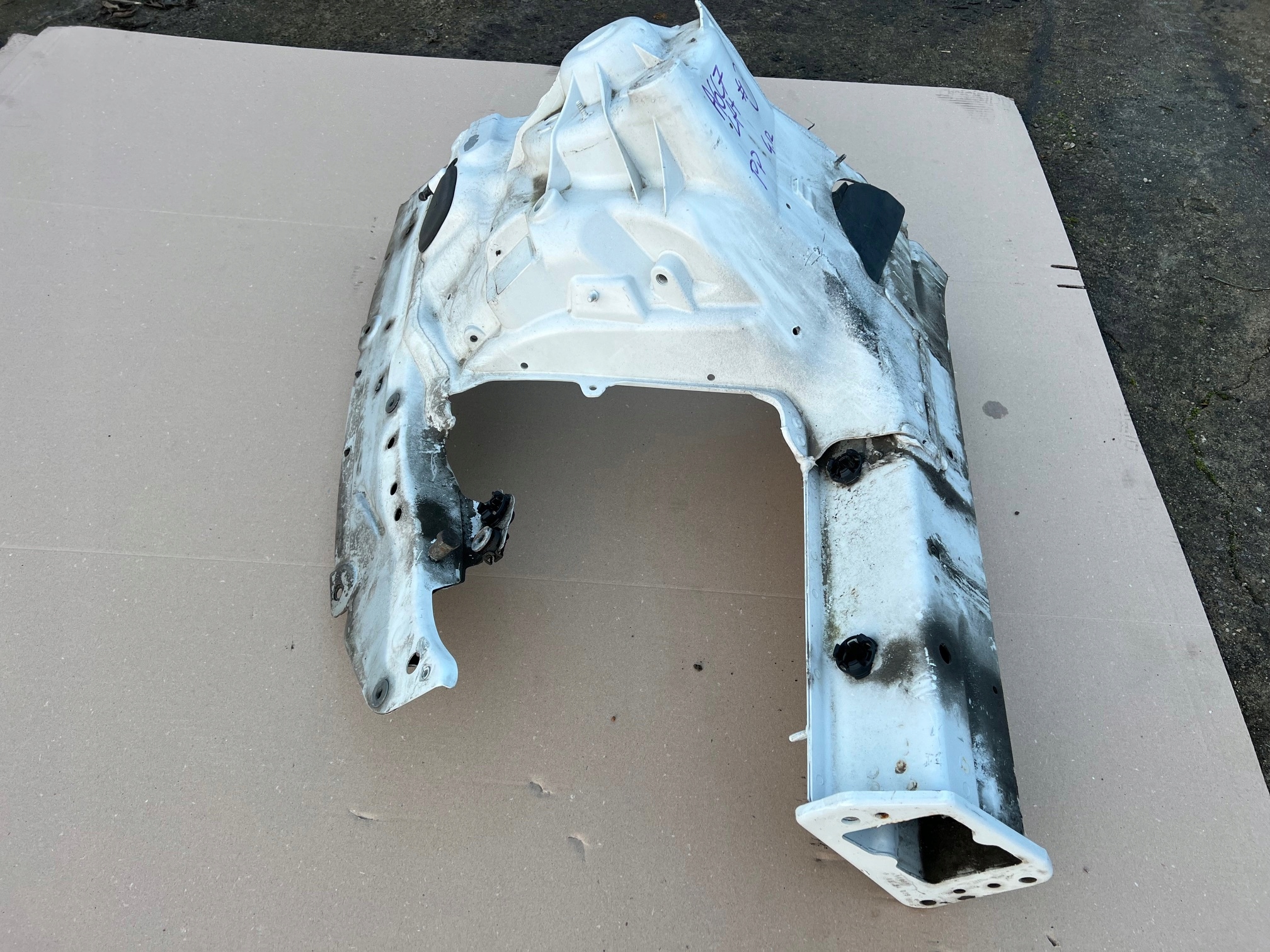 AUDI A6 C7 LIFT quarter quarter right placement FARTUCH NOSEK right front