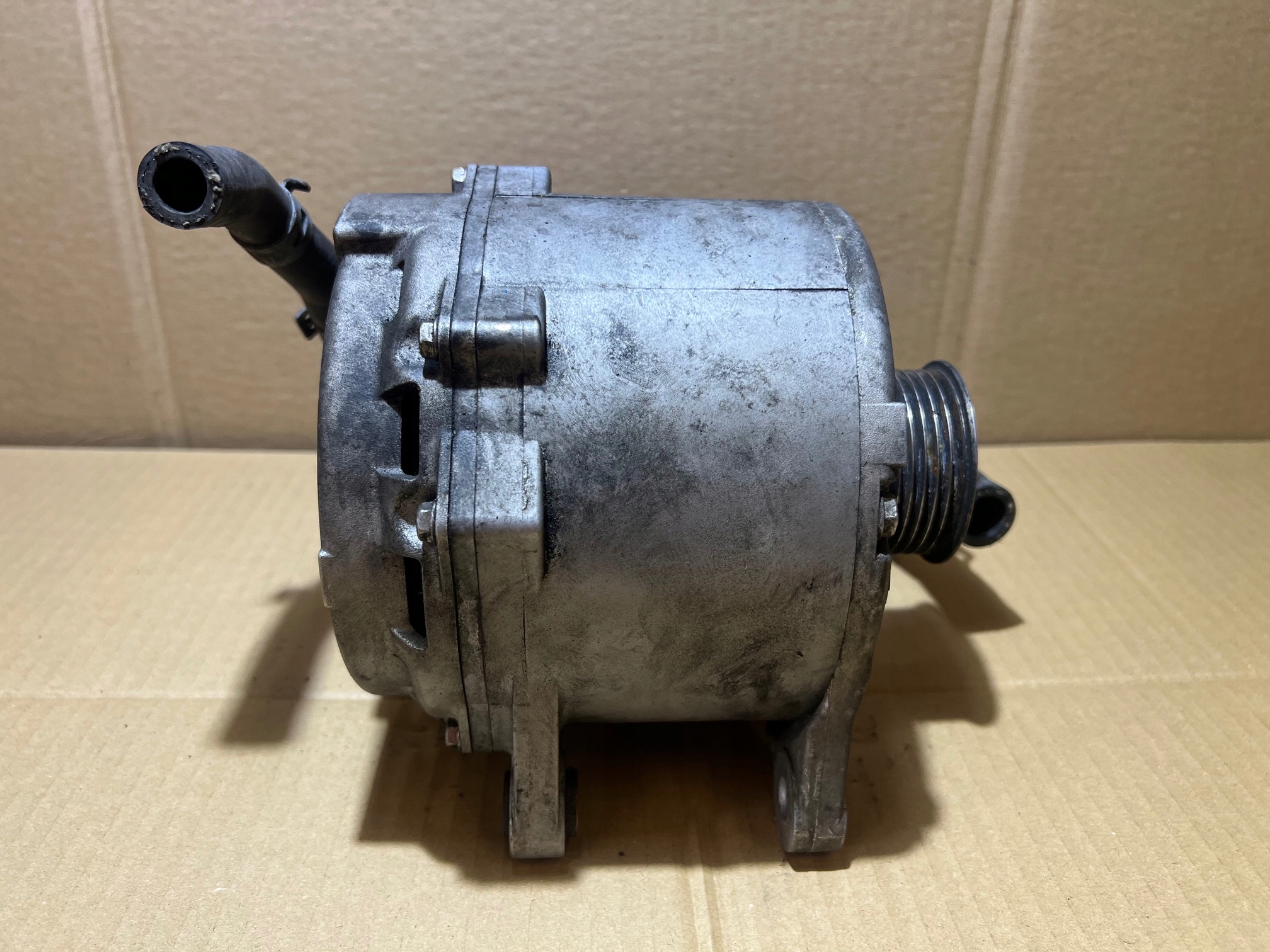 AUDI Q7 4L 3.0 TFSI ALTERNATOR 190A 06E903015