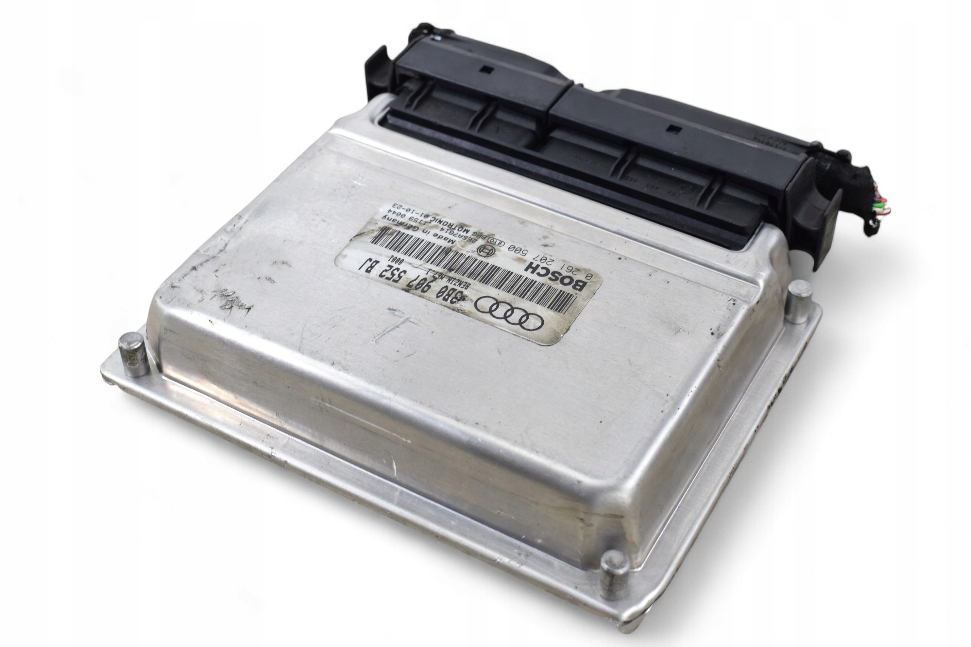 computer control unit of the engine AUDI A6 C5 2.4 V6 3B0907552BJ 0261207500