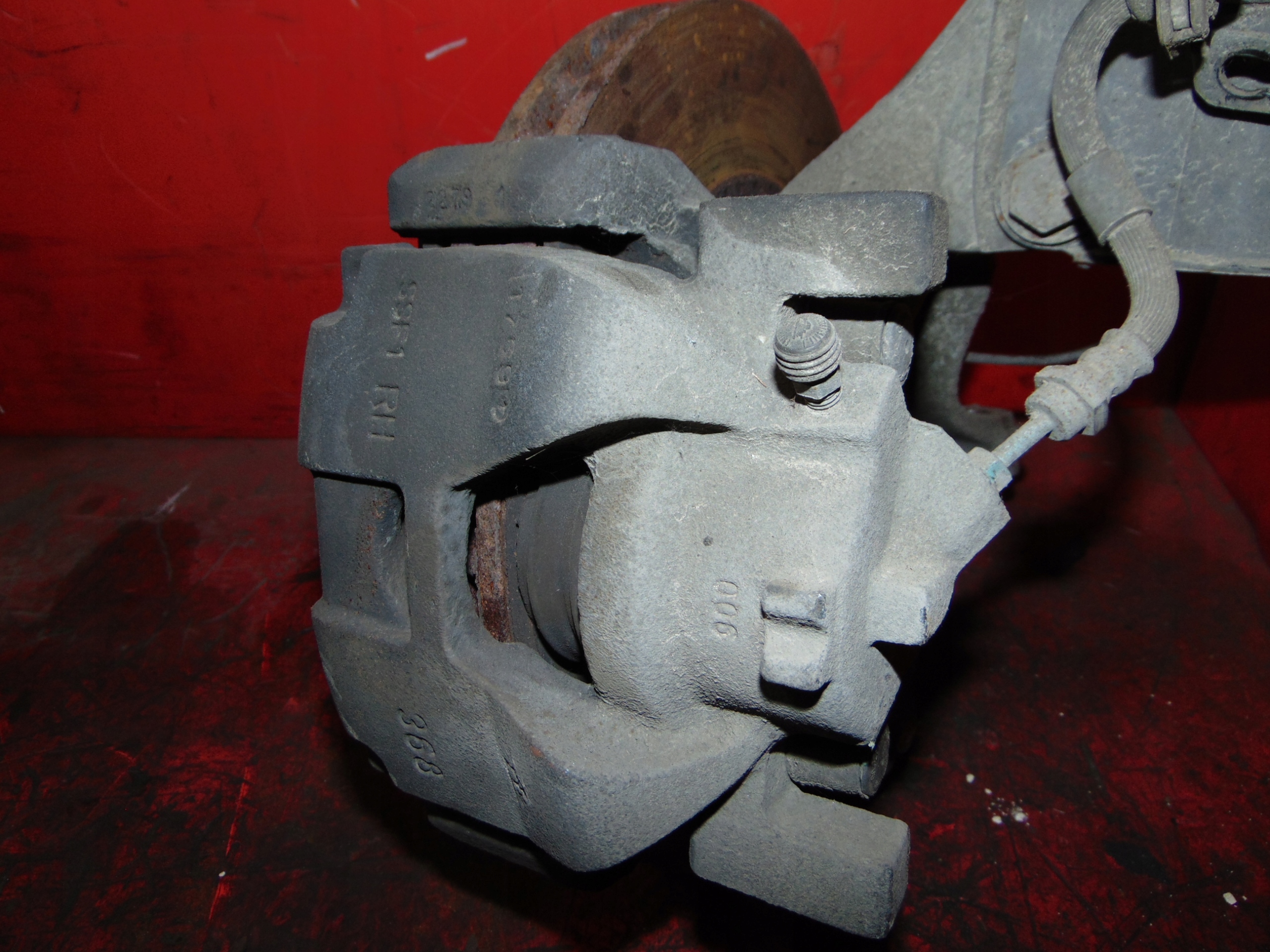 LATITUDE 3.0 DCI swing MCPHERON right front