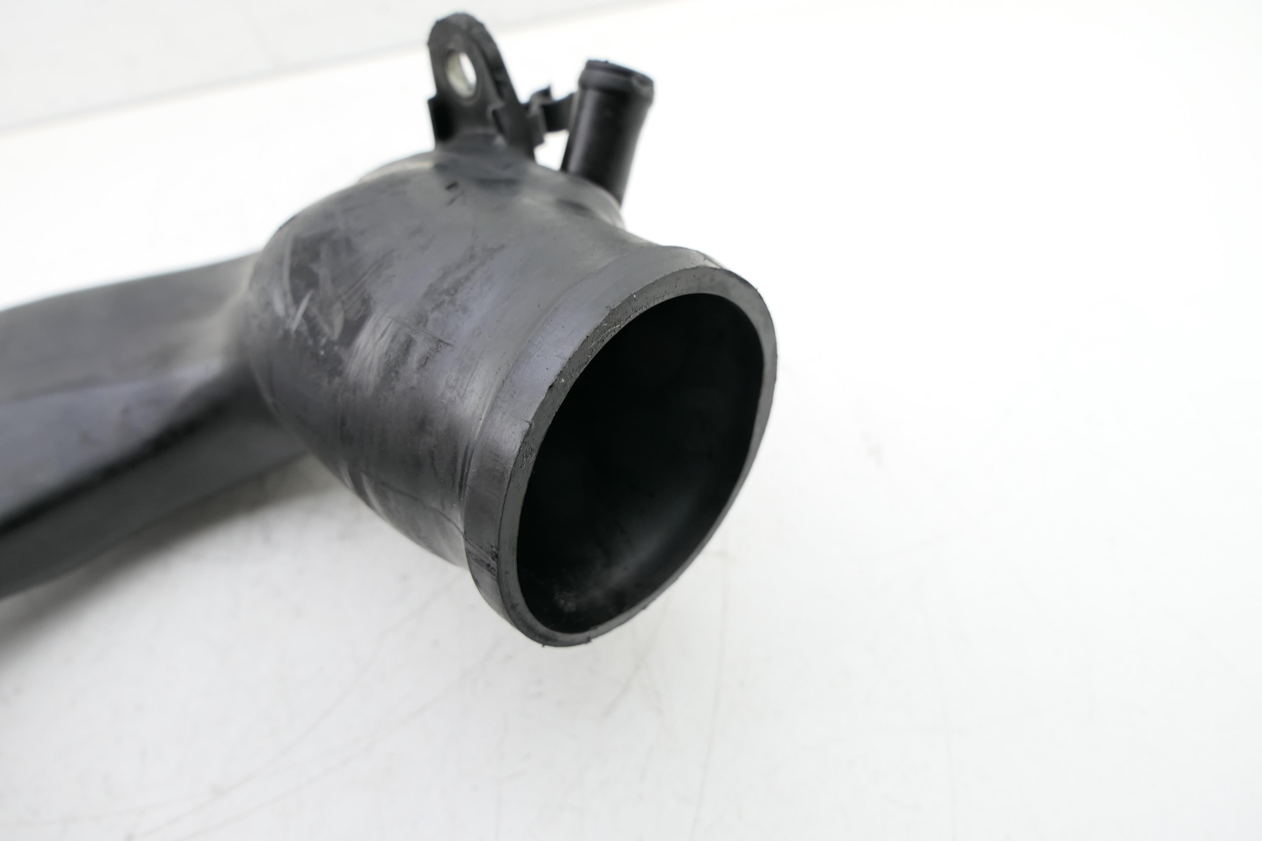 rohr luft OPEL CORSA D 1.7 CDTI 8980436881