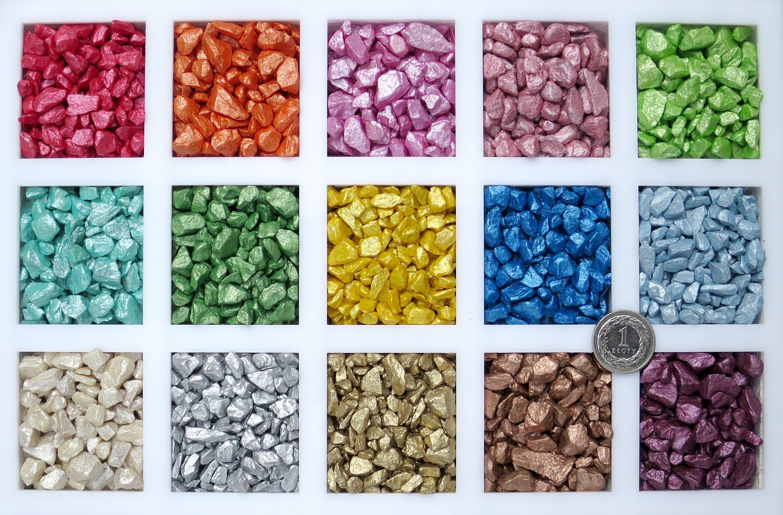 Kamienie błyszczące perłowe ozdobny żwirek 5-8 mm KAŻDY KOLOR JEST 1 KG Marka Blue Way