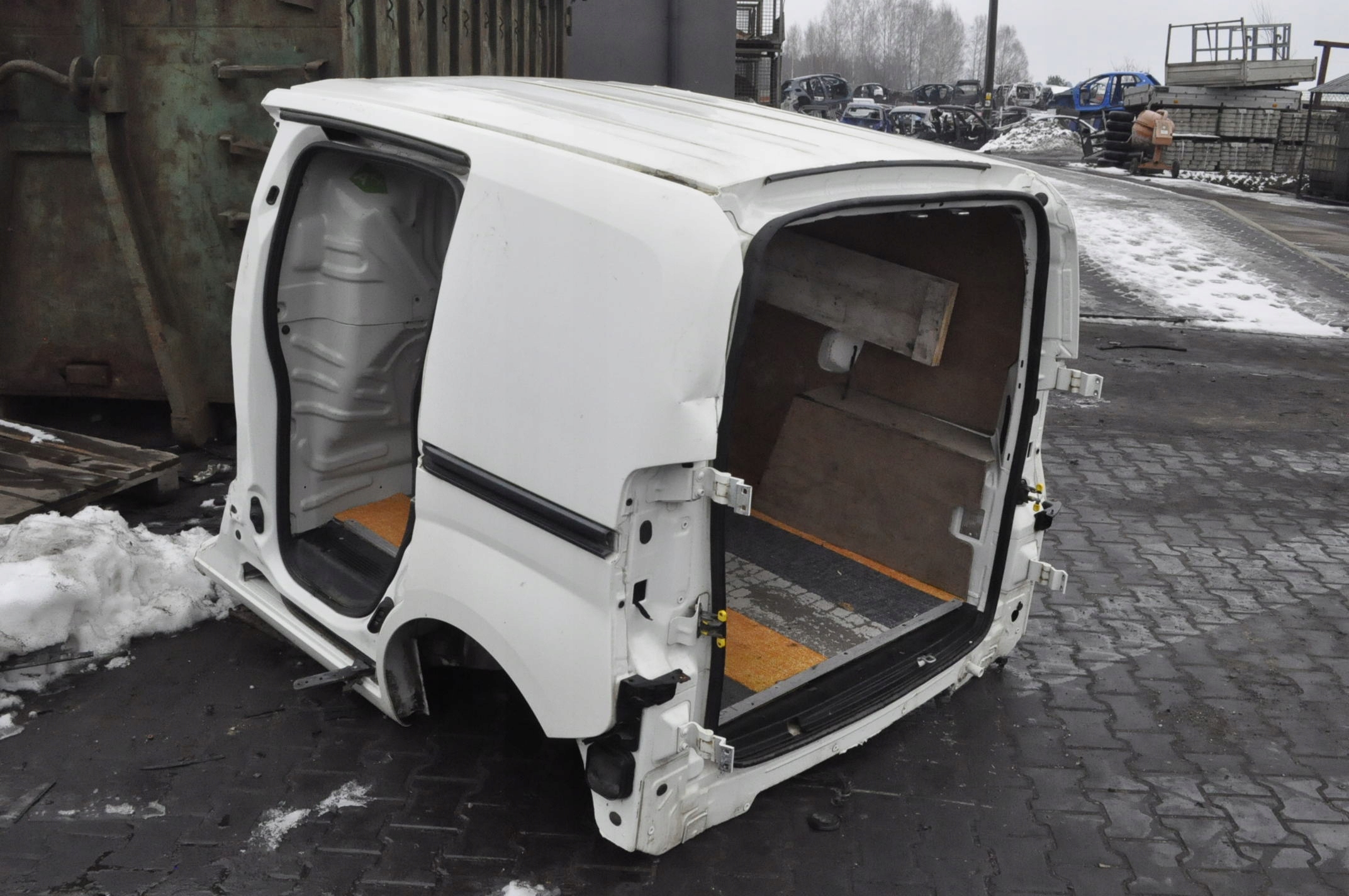 FIAT FIORINO III PAS TYŁ DUPA ĆWIARTKA LEWY PRAWY