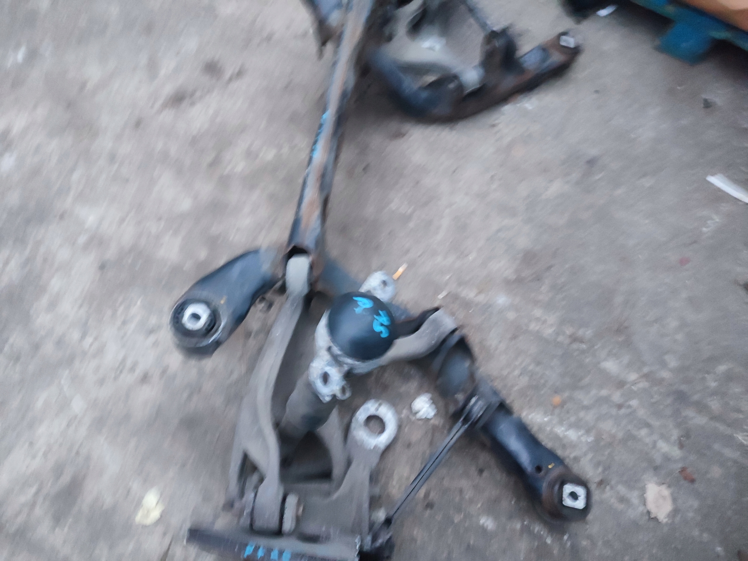 Achsträger heck audi a5 8T