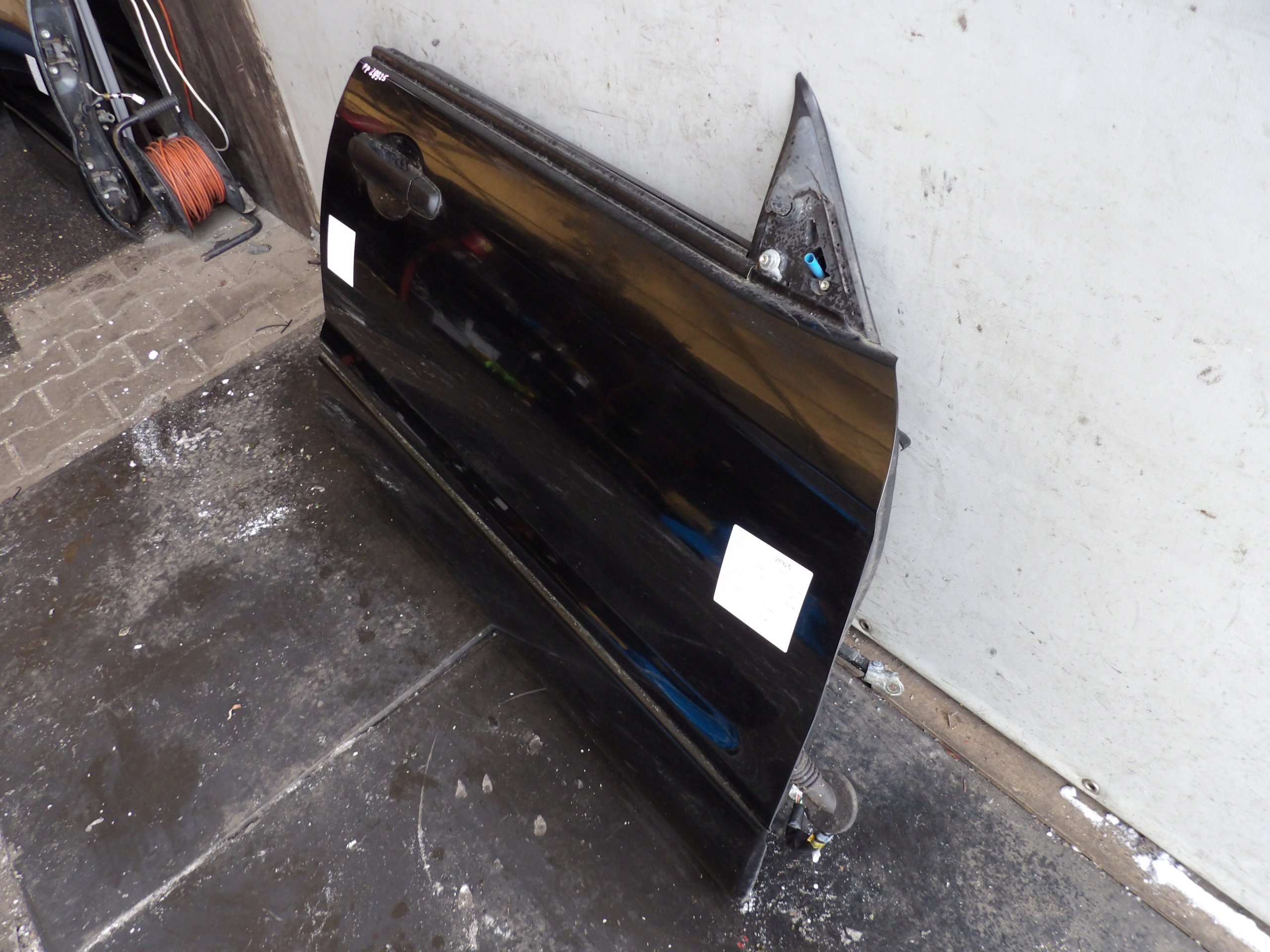 Subaru Forester II door front right lift