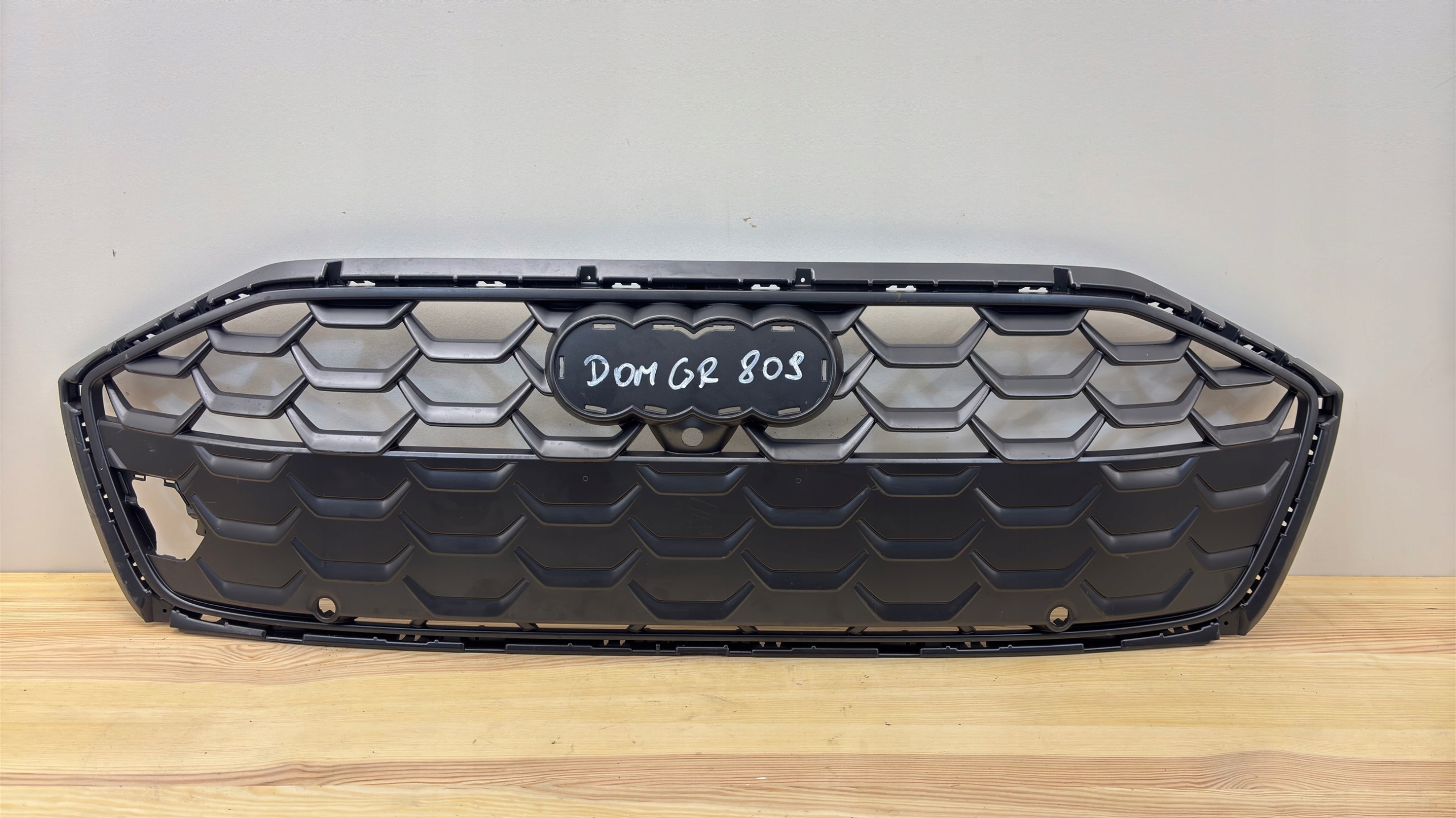 Audi A4 8B3 Kühlergrill FRONTGRILL Kühlergitter 8B3853653AQ - Thumbnail 1