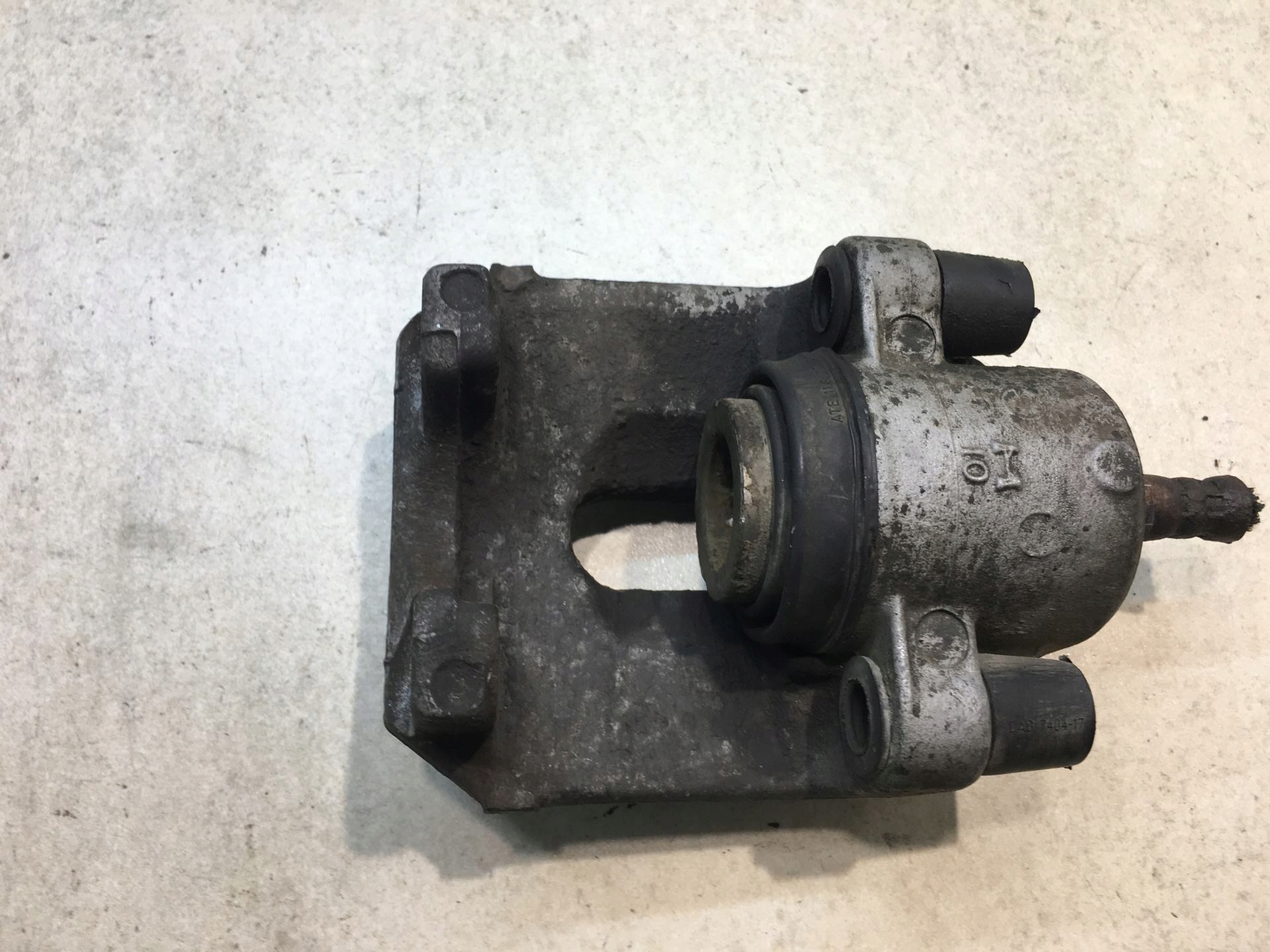 caliper brake right rear part BMW 5 E39 525 TDS