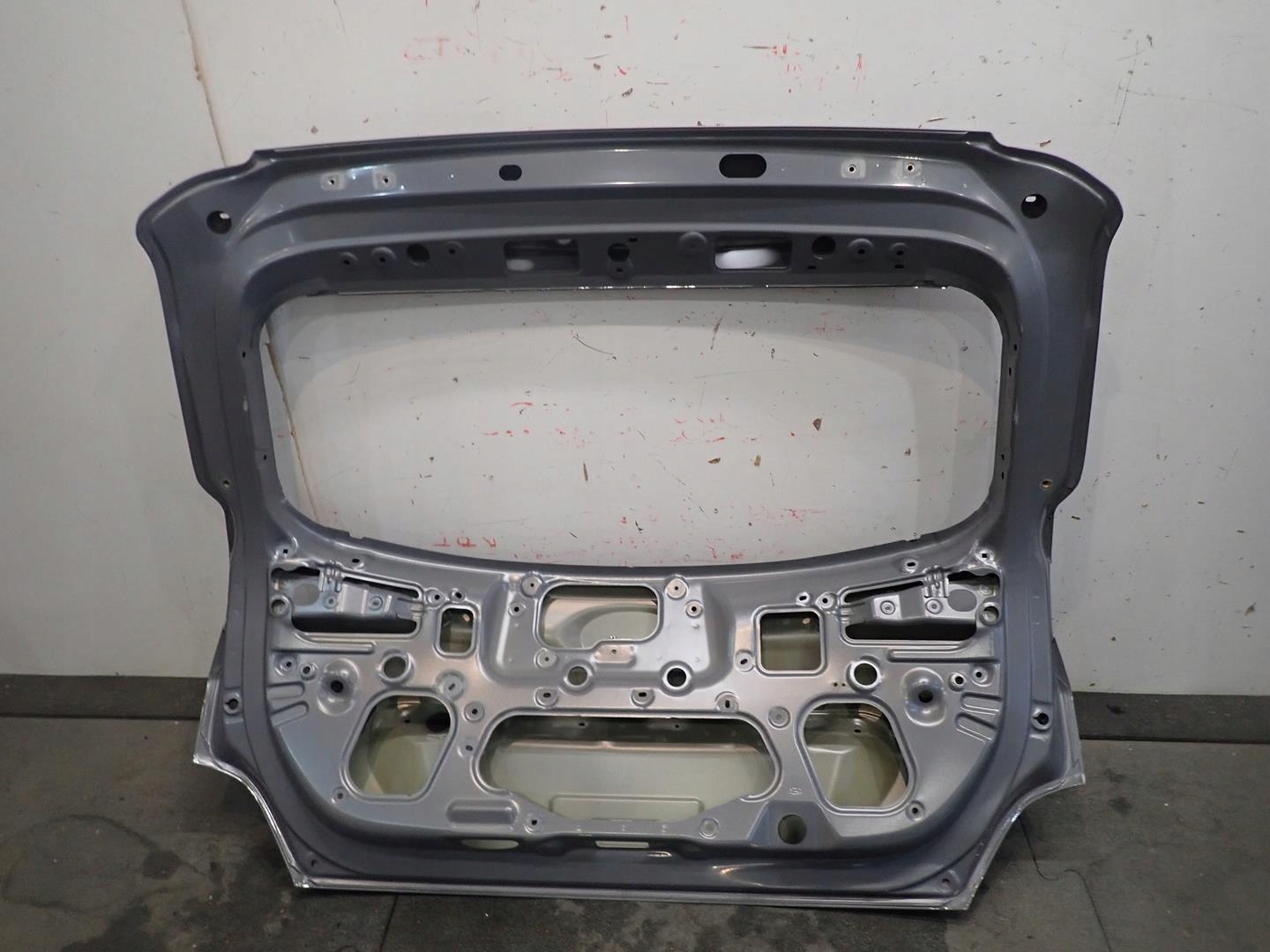 trunk door HYUNDAI KONA 2017