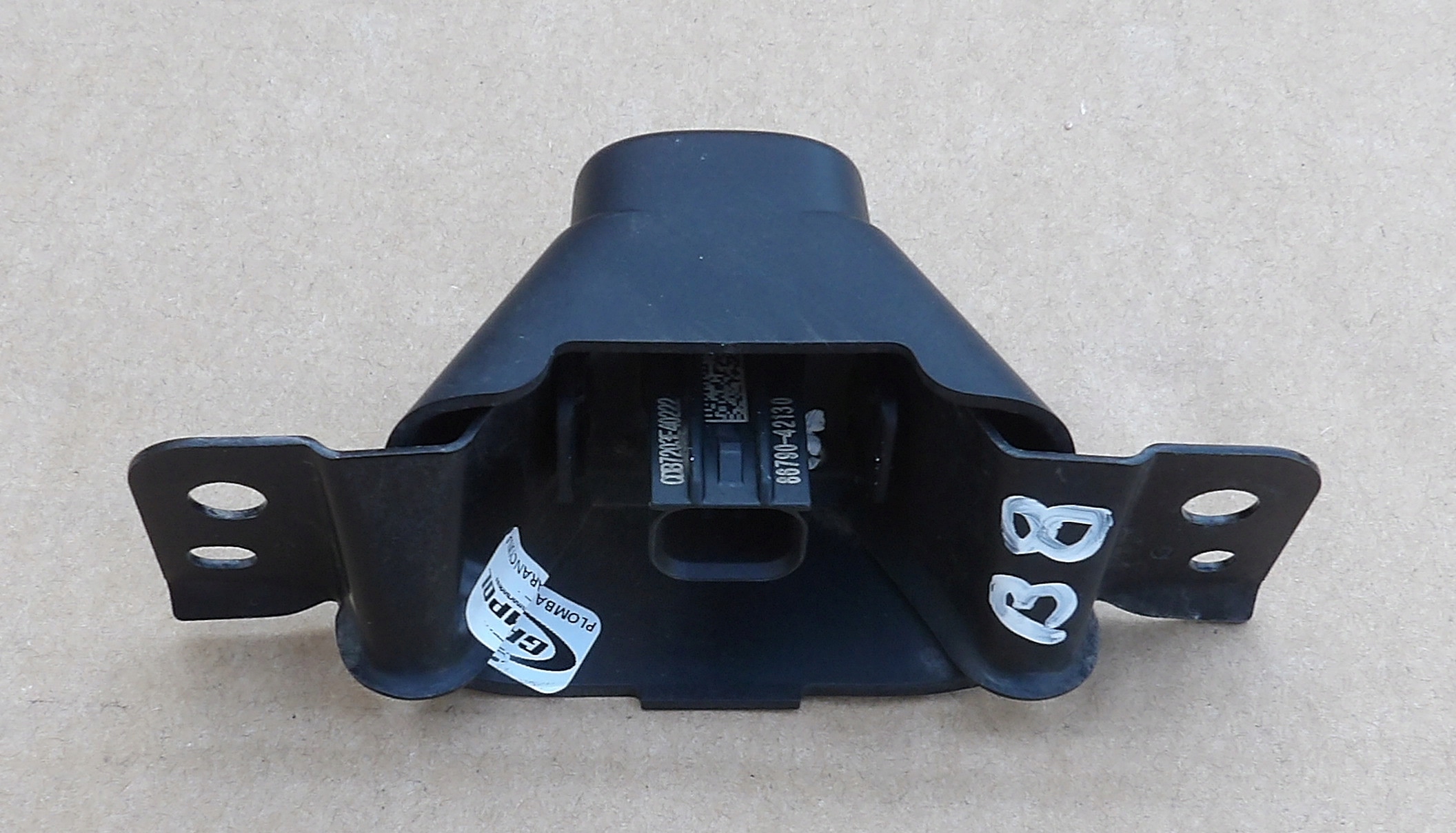 TOYOTA RAV4 V KAMERA PRZÓD 86790-42130 Numer katalogowy części 86790-42130 KAMERA PRZÓD PRZEDNIA TOYOTA RAV4 V 2019-2024