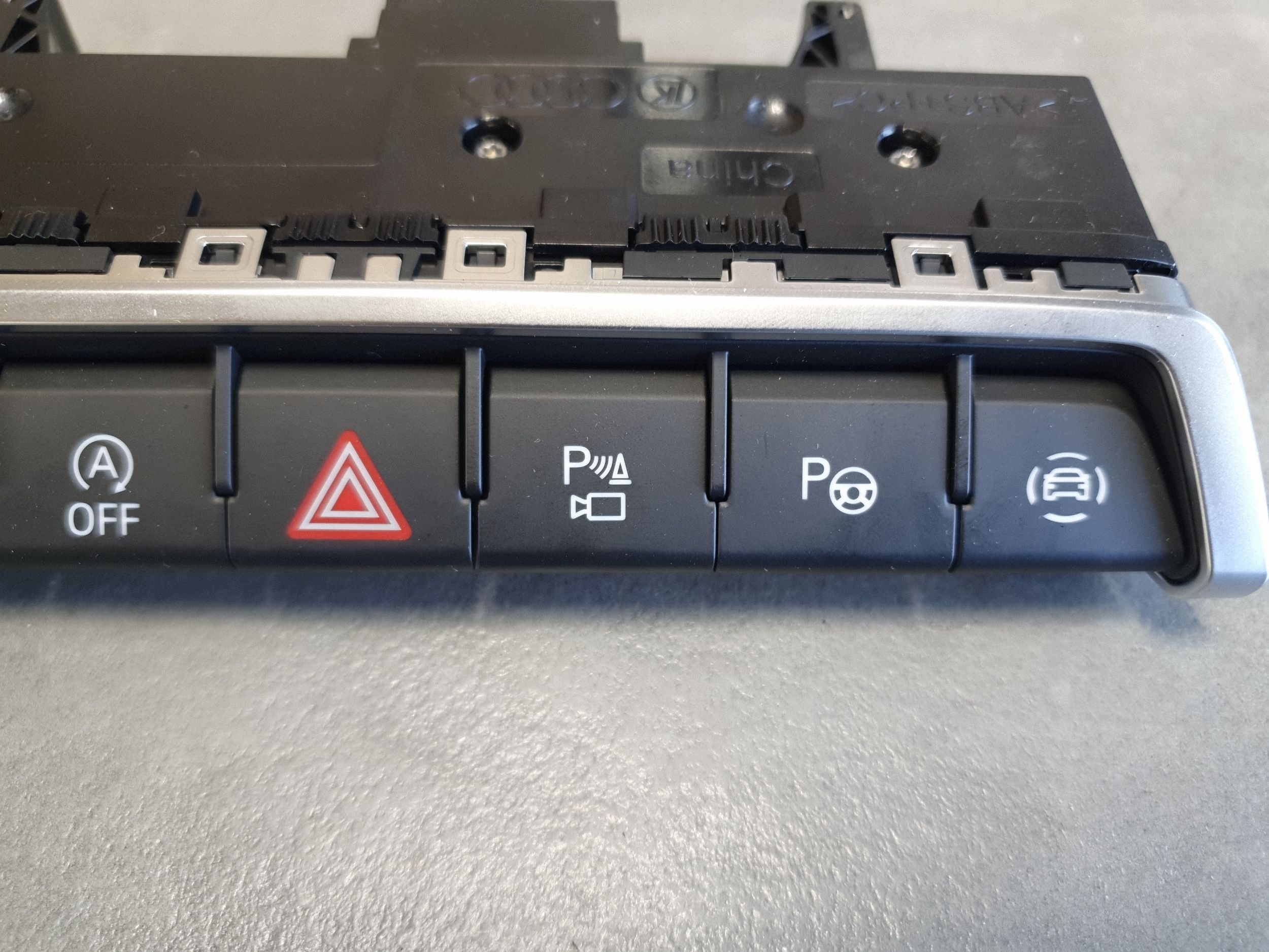 Audi A3 8Y panel controls of warning lights 8Y0925301BM