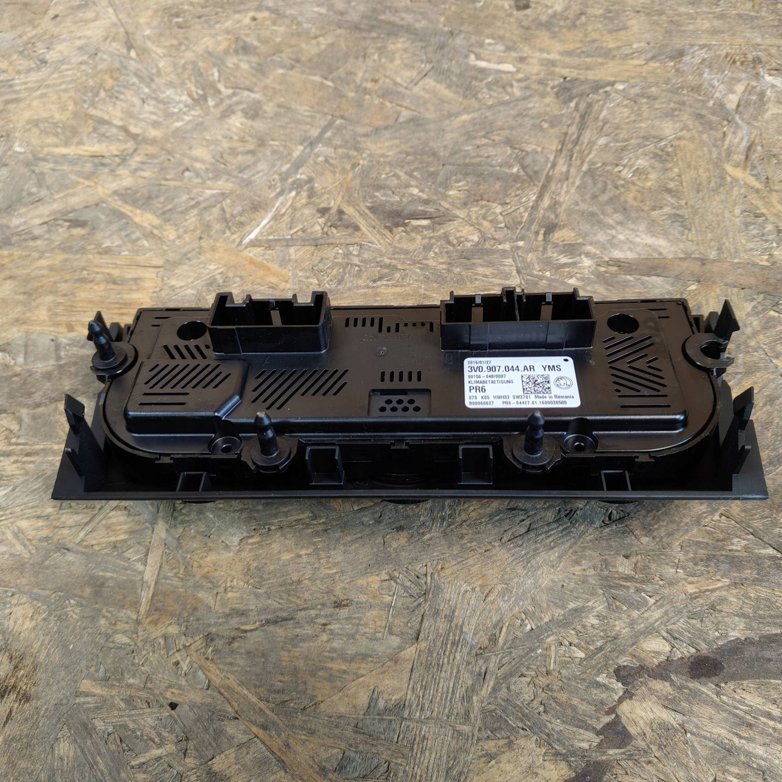 Unite commande clima Skoda Superb B8 (3V) 3V0907044AR