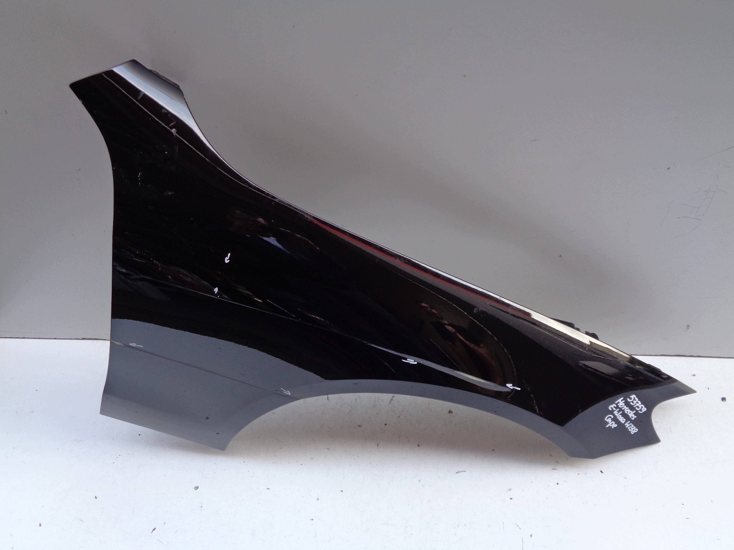 fender right front MERCEDES E-KLASA W238 COUPE NR 53759
