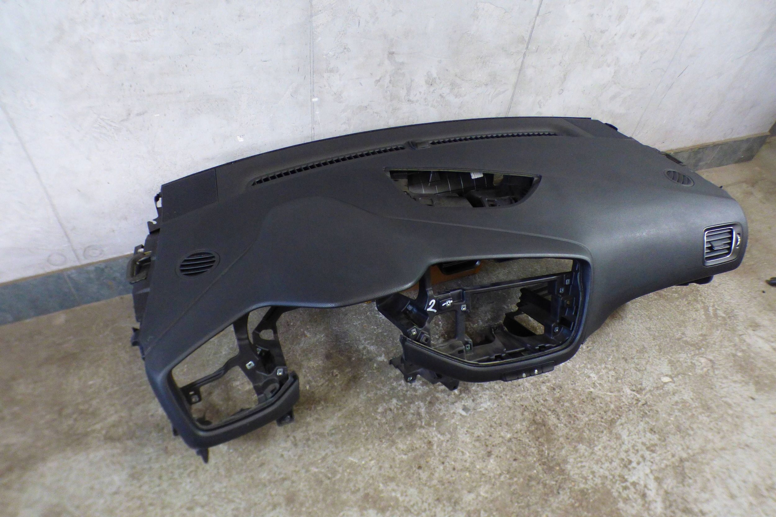 KIA Ceed II dashboard console airbags adjusters running board original st.BDB