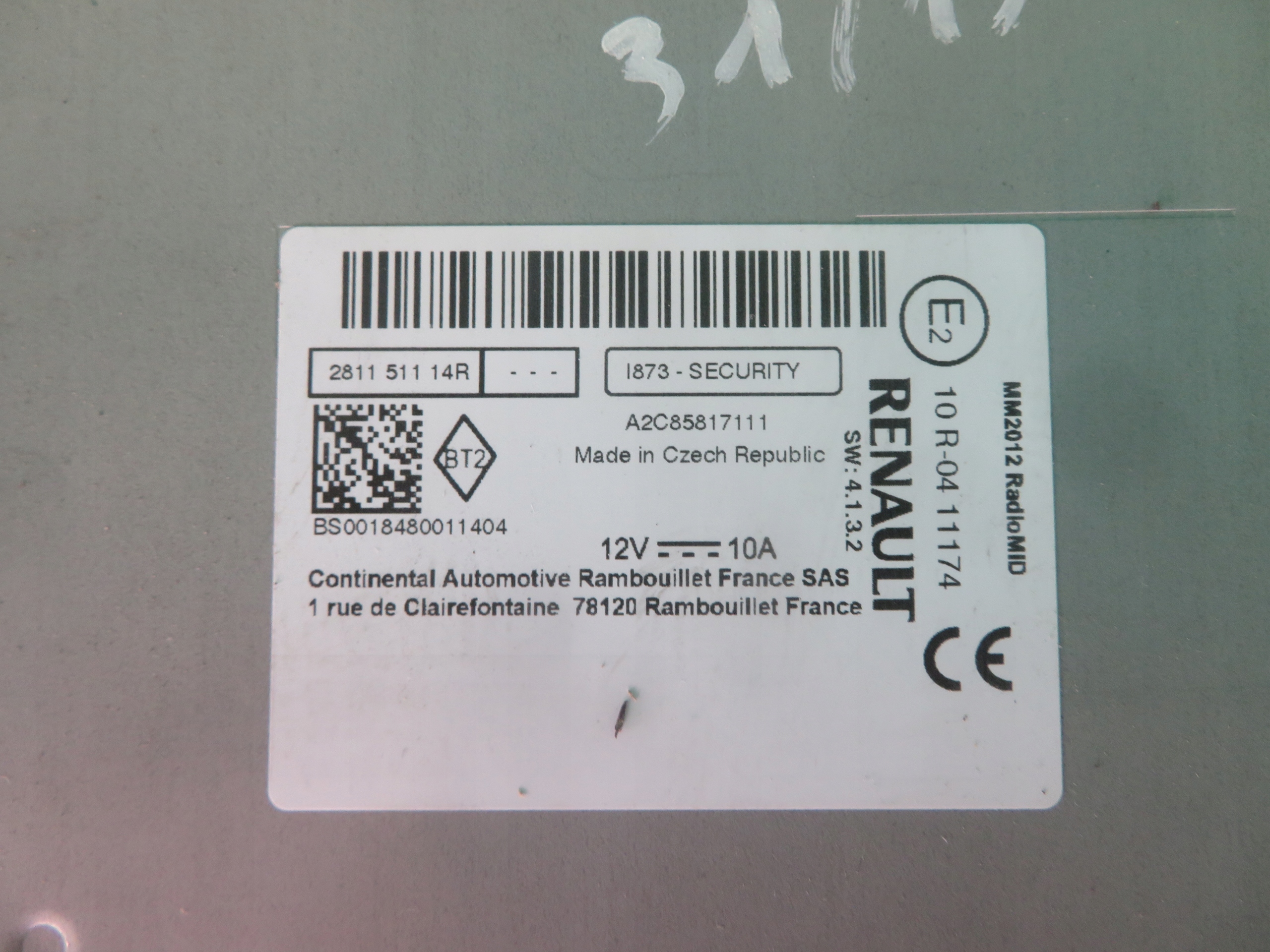 RADIO RENAULT TRAFIC 19R 281151114R